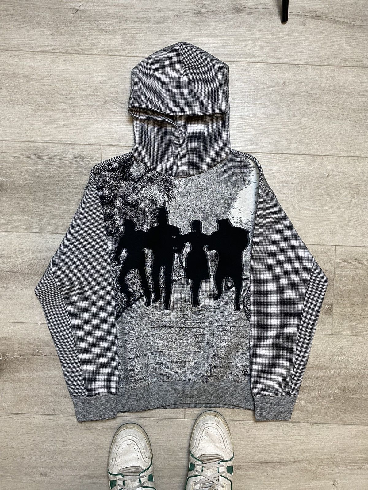 Louis Vuitton Louis Vuitton Wizard of Oz Hoodie Grailed