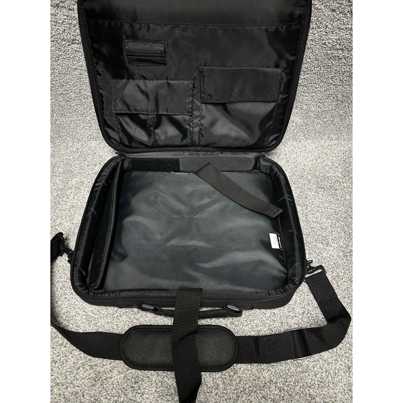 Other Targus Nylon 15.6” Black Padded Computer Messenger Bag Size ONE SIZE - 6 Thumbnail