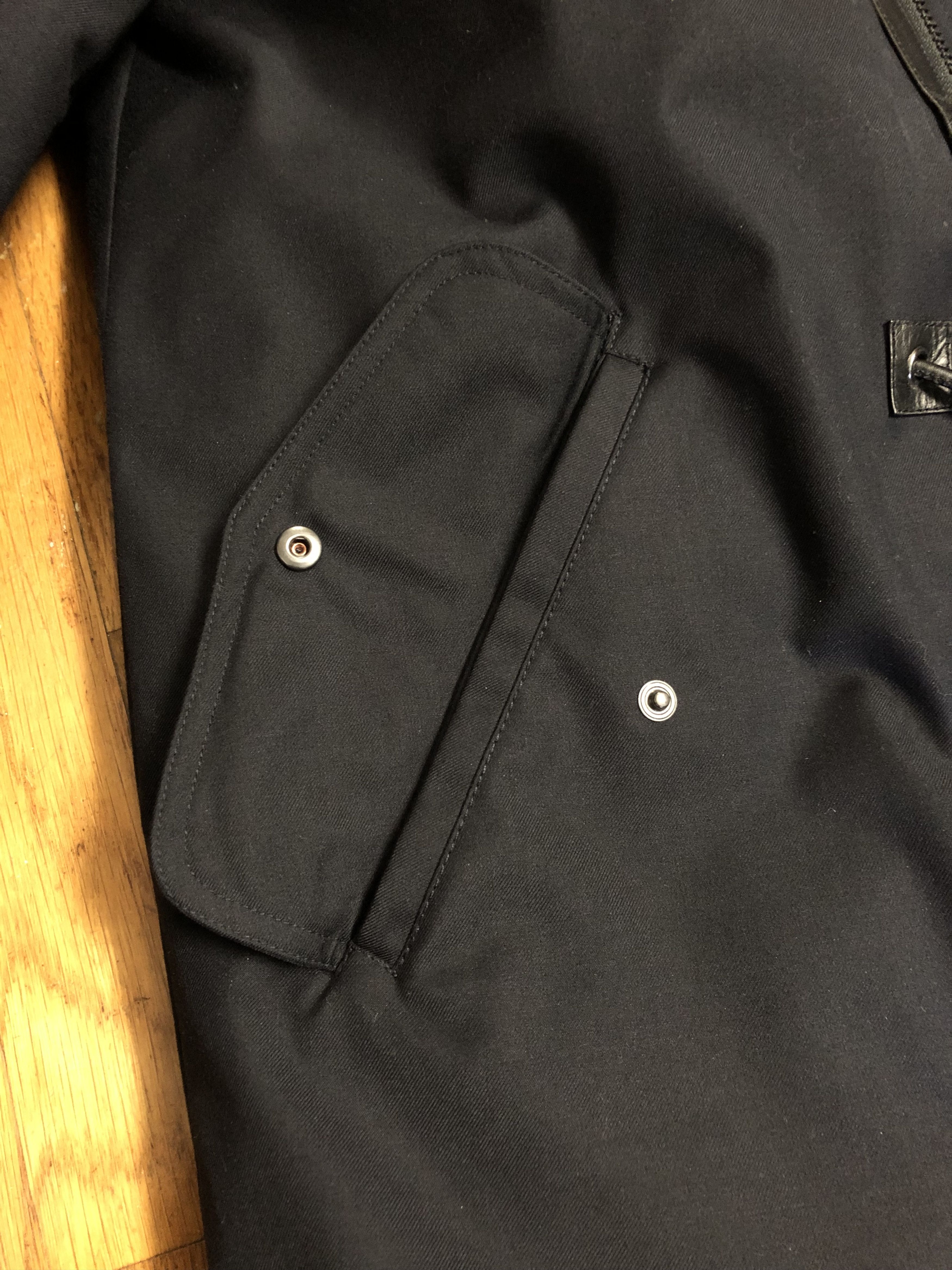 Mackage *USED* Mackage Moritz DR hood fur trim Black size 38 Medium Size US M / EU 48-50 / 2 - 7 Thumbnail