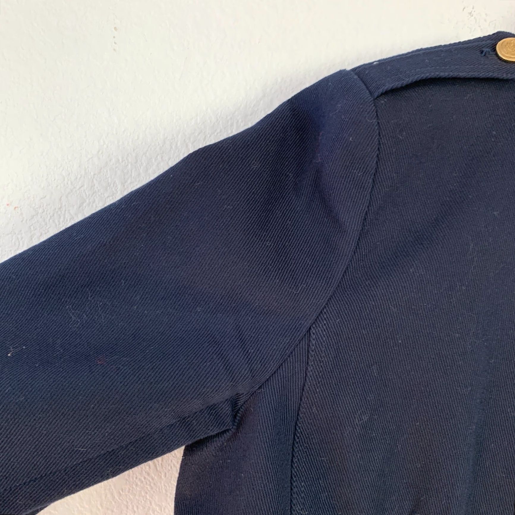 Talbots Talbots Navy Gold Button Nautical Twill Blazer Womens 12 Blazer Nautical Classic Preppy Navy Gold Button Three-Button Blazer Womens 12 Mens Girls Size XL / US 12-14 / IT 48-50 - 2 Thumbnail