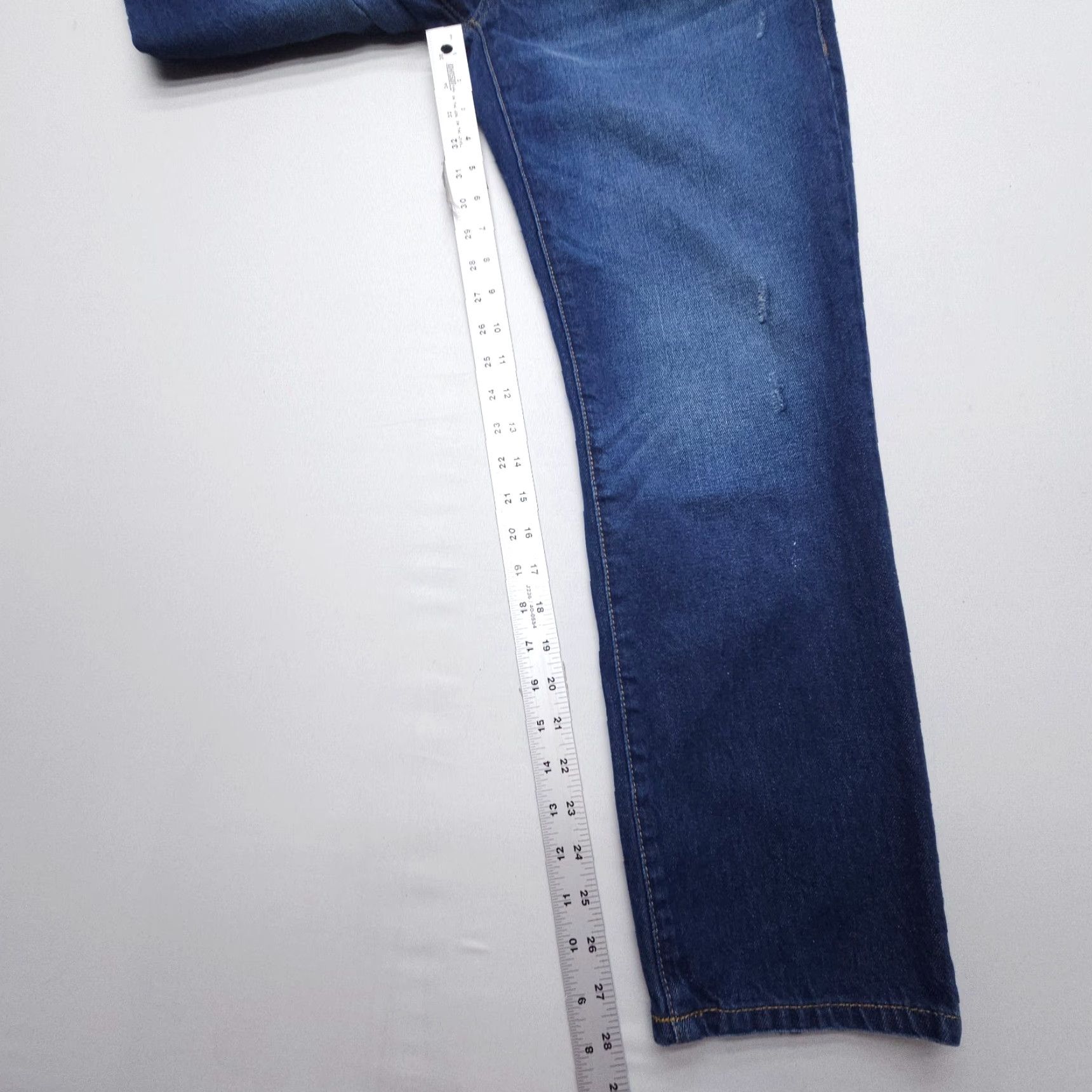 Vintage Cabi Malibu Jeans Womens 8 Dark Distressed Mid Rise Denim 100% Cotton Blue Size 30" / US 8 / IT 44 - 6 Thumbnail