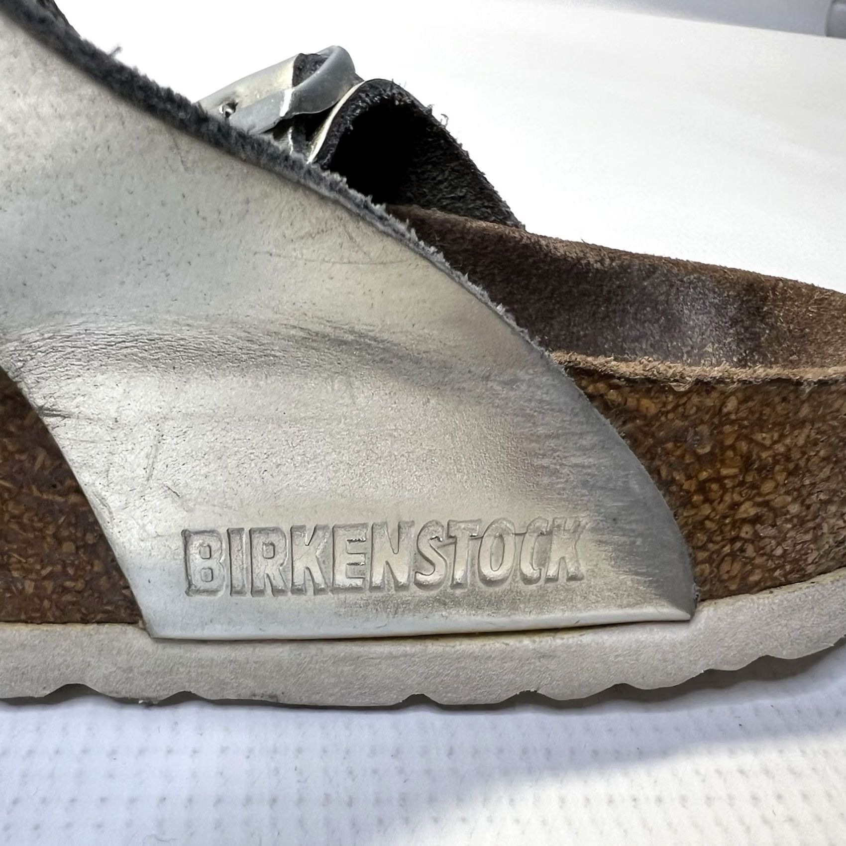 Birkenstock Birkenstock Gizeh Sandal Metallic Silver Gray Thong T Strap Women EU 36 US L 5 Size US 5 / IT 35 - 3 Thumbnail