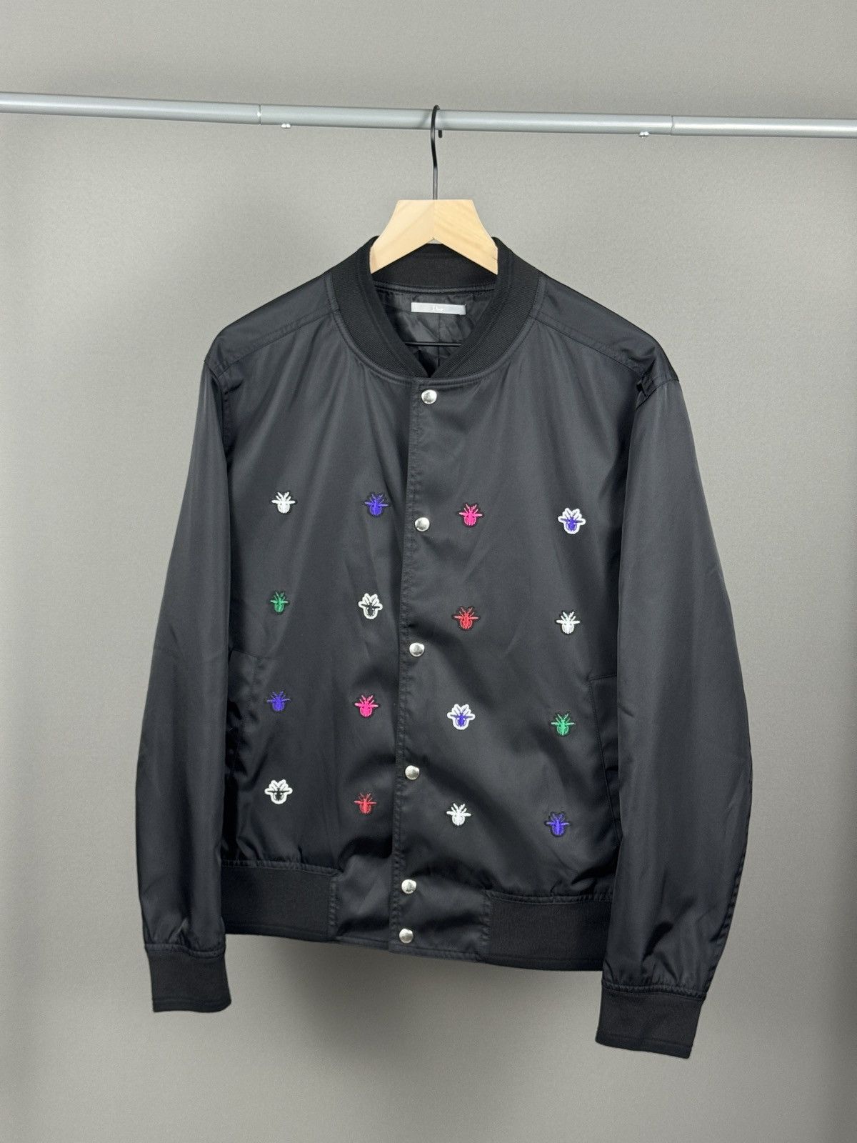 Dior DIORHomme Bee Embroidered Jacket For Men Black Size US M / EU 48-50 / 2 - 4 Thumbnail
