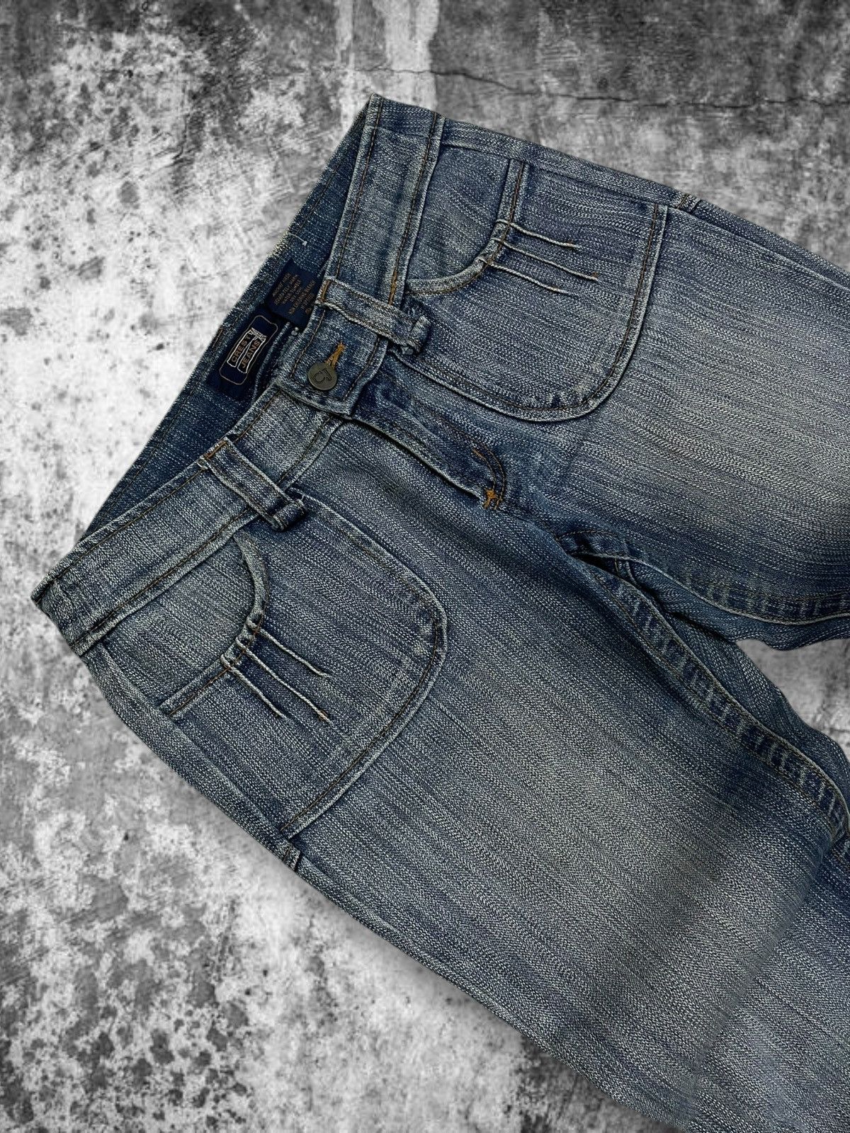Japanese Brand Vintage Japan Designer 90’s Crest Jeans Flared Trible Denim Size US 29 - 5 Thumbnail