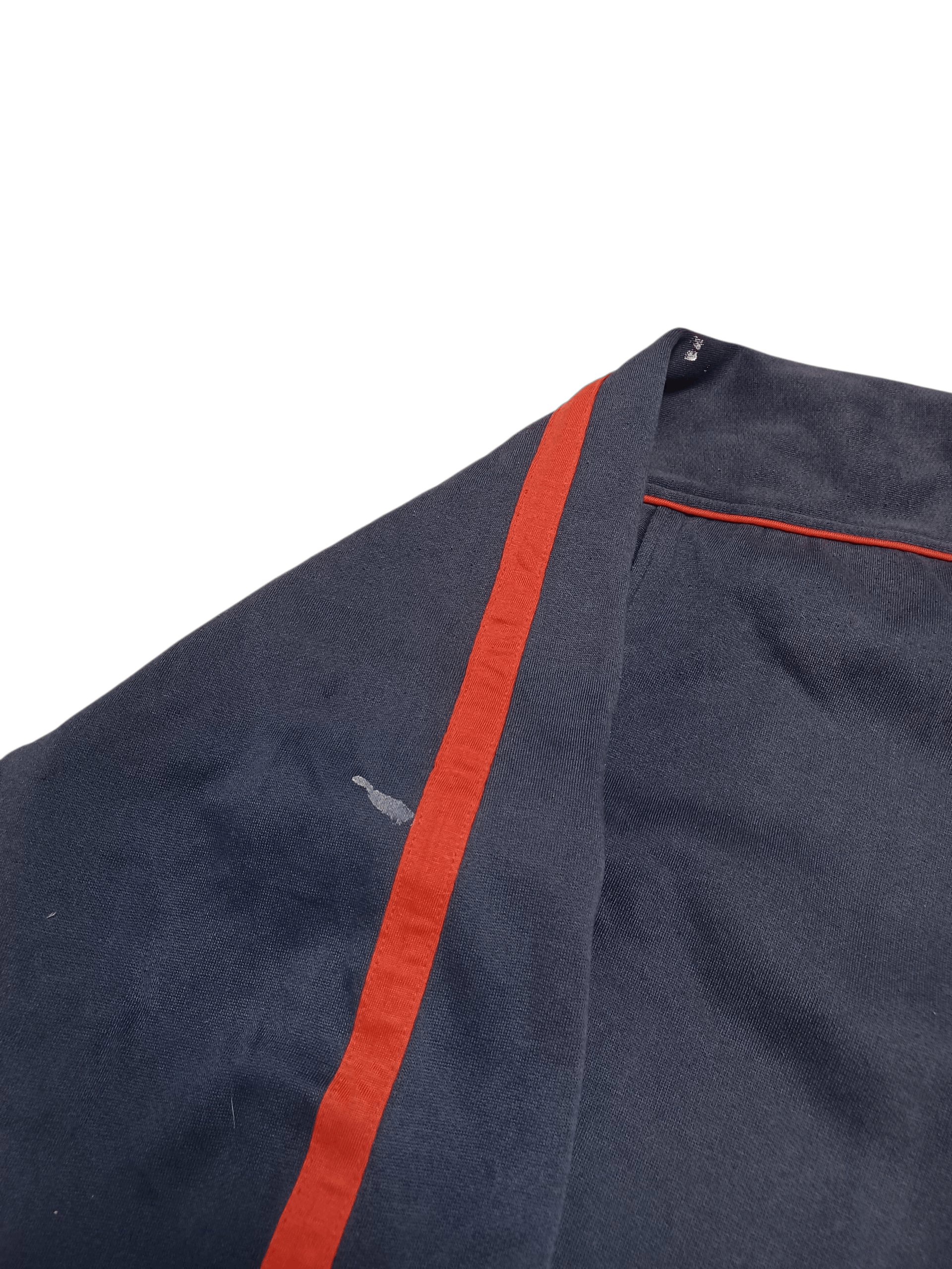 Umbro UMBRO VINTAGE FADED DIRTY BIGLOGO EMBROIDERED SWEATSHIRT Size US L / EU 52-54 / 3 - 5 Thumbnail