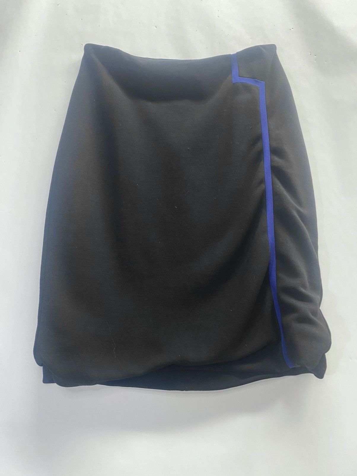 Versace Versace Black Ruched Pencil Skirt with Blue Accent Size 30" / US 8 / IT 44 - 1 Thumbnail