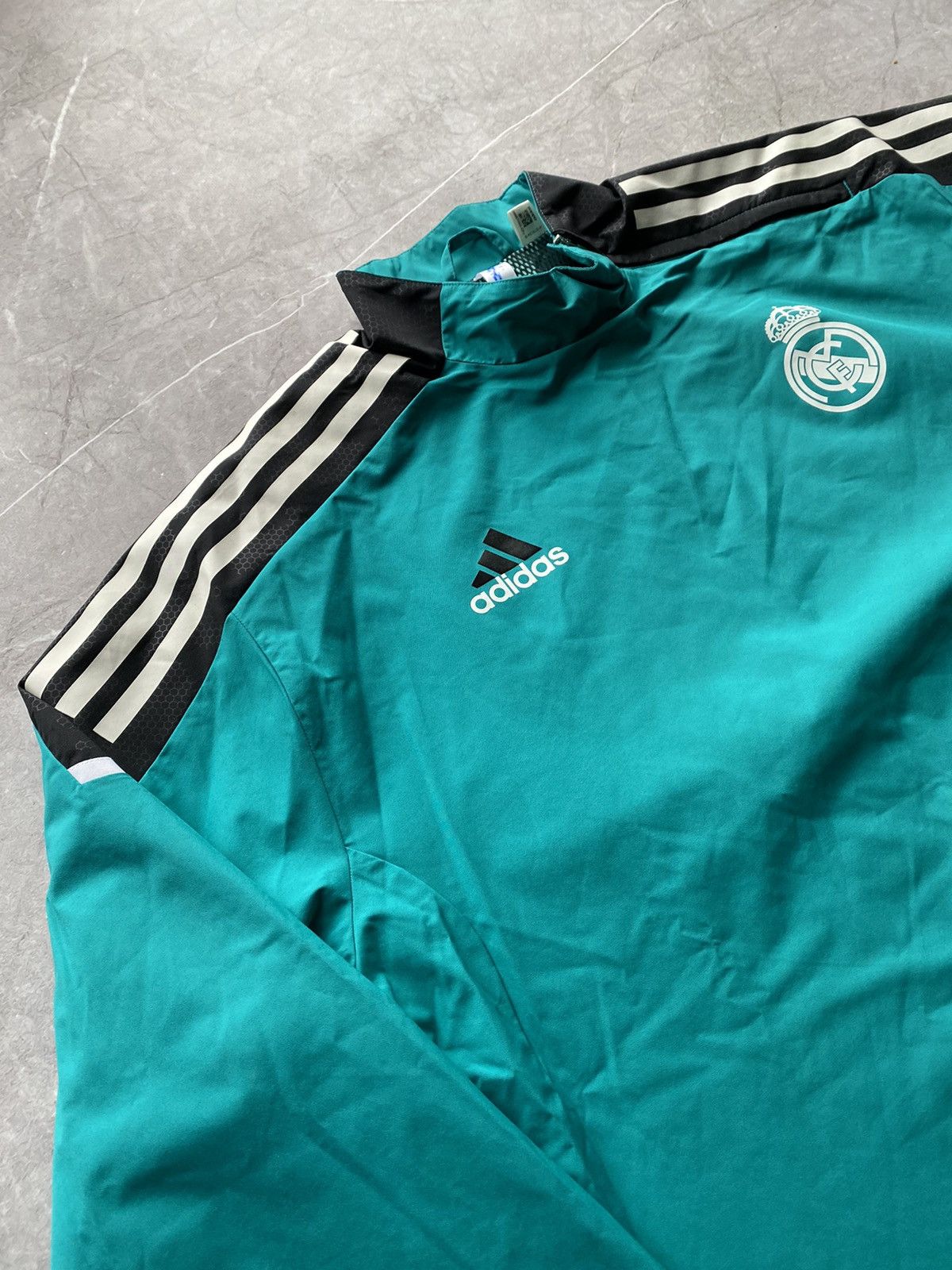 Adidas Adidas 2021-22 Real Madrid Training Zip Drill Top Sweatshirt Size US M / EU 48-50 / 2 - 3 Thumbnail