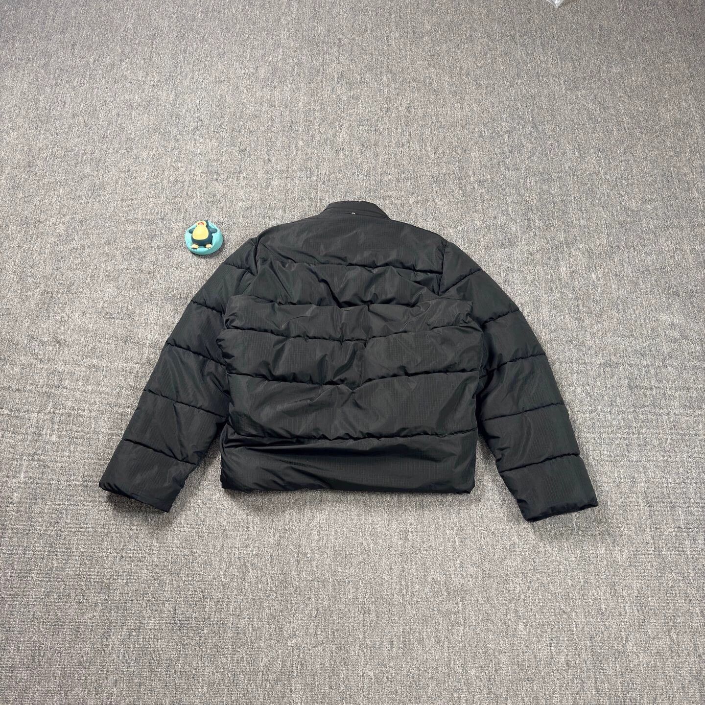 Balenciaga Balenciaga black logo puffer jacket 48 like new Size US M / EU 48-50 / 2 - 2 Thumbnail