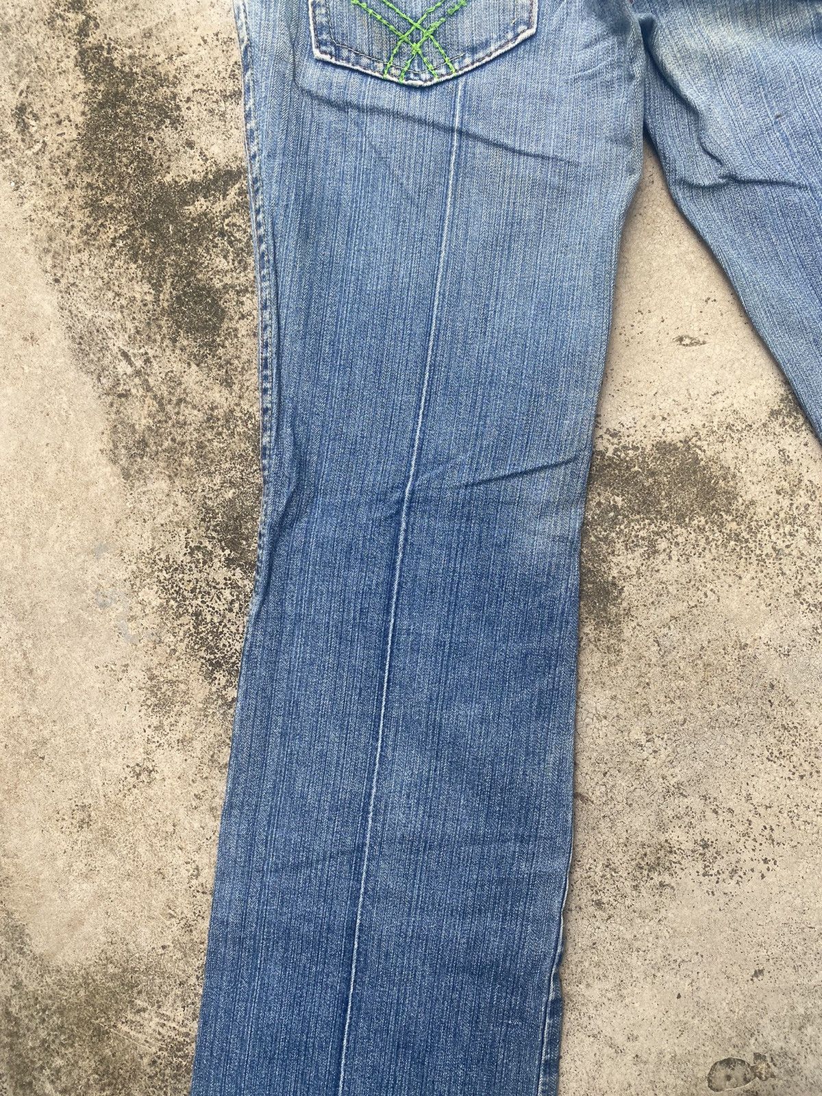 Designer × Dsquared2 × If Six Was Nine Flare Jeans Dsquared2 Faded Blue Low Rise Size US 31 - 18 Thumbnail