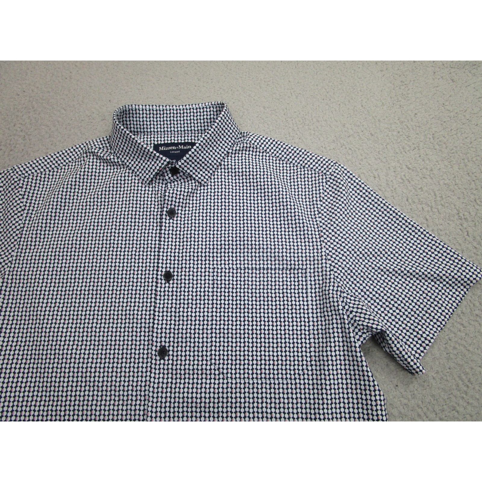 Mizzen+Main Mizzen+Main Leeward Shirt Mens M Blue Dot Trim Fit Short Sleeve Dress Shirt Size US M / EU 48-50 / 2 - 2 Thumbnail