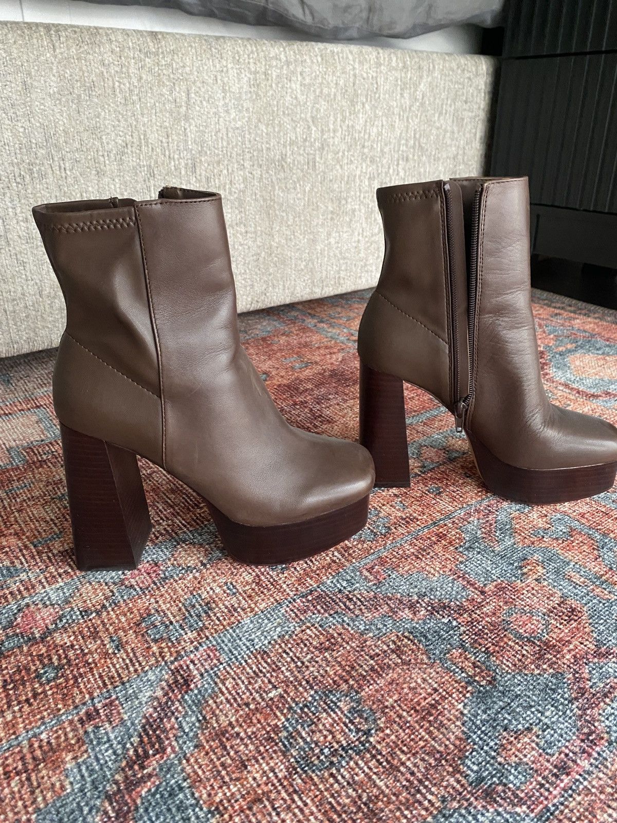 Aldo ALDO Platform Boots Size US 6 / IT 36 - 1 Thumbnail