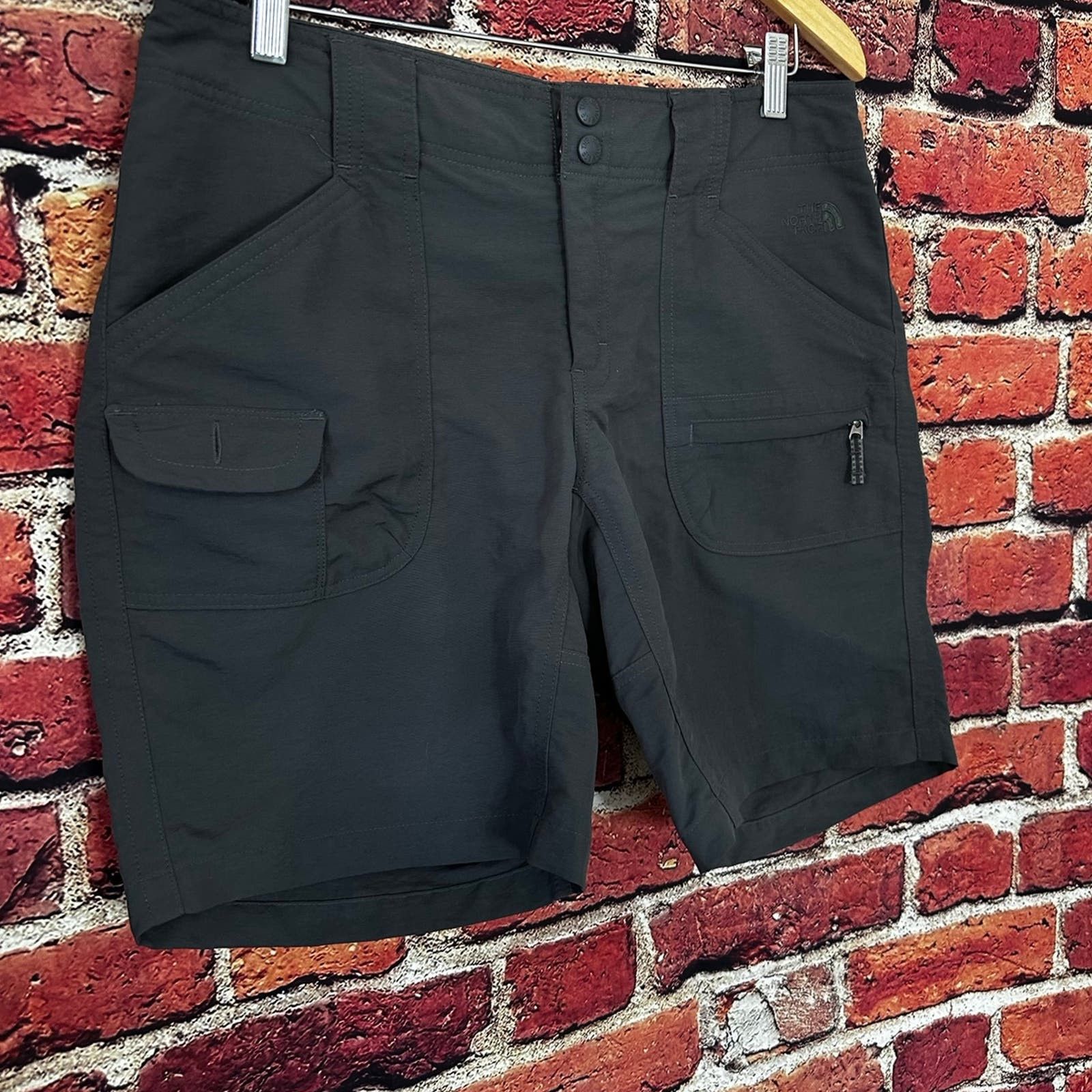 The North Face Women’s the north face shorts Size US 29 - 2 Thumbnail