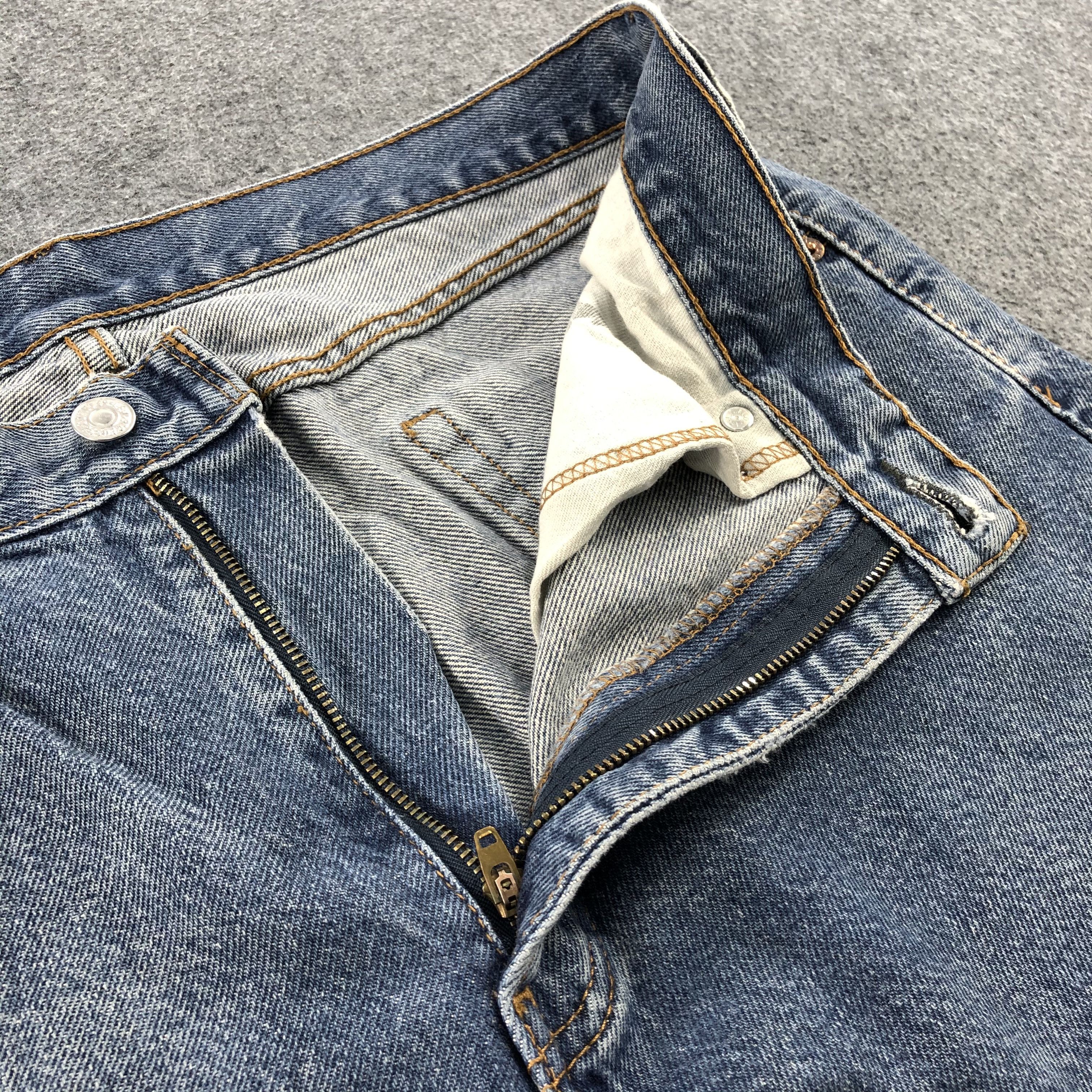 Levi's × Vintage Vintage 90s Blue Wash Levis 505 Jeans-JM1816 Size US 36 / EU 52 - 8 Thumbnail