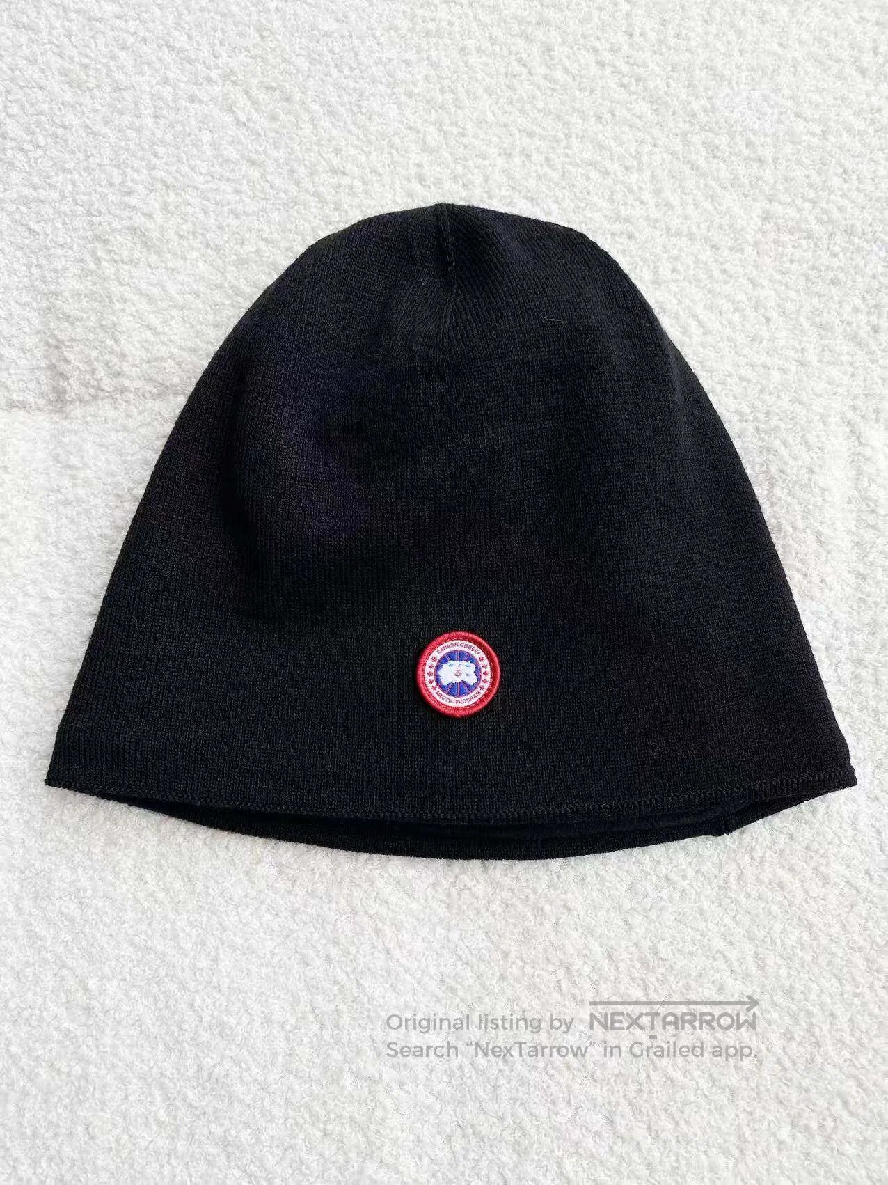 Canada Goose Canada Goose Size S Logo embroidered black knitted hat| Size ONE SIZE - 2 Thumbnail