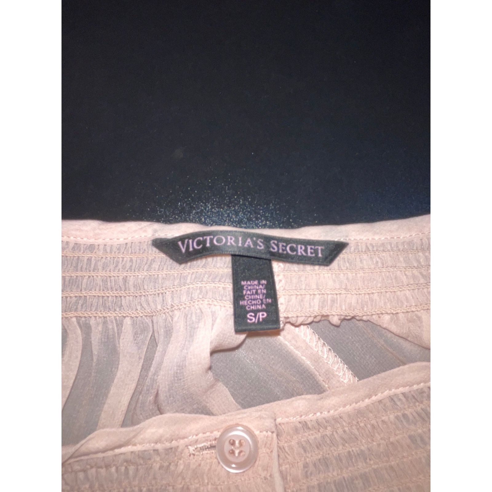 Victoria's Secret Victoria's Secret Pale Pink Sheer Blouse Size Small Size S / US 4 / IT 40 - 3 Thumbnail