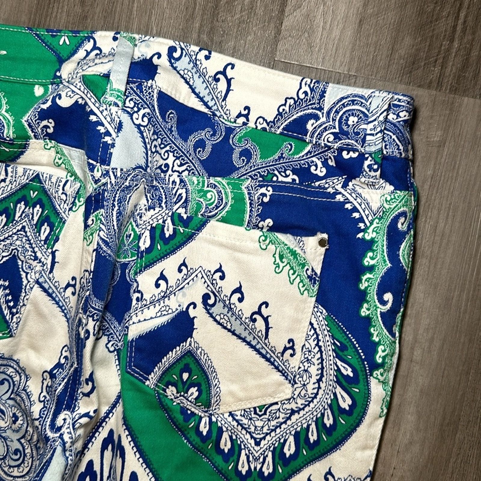 Chicos Chico’s The Platinum Crop Paisley Jeans - 0 Size 30" / US 8 / IT 44 - 4 Thumbnail