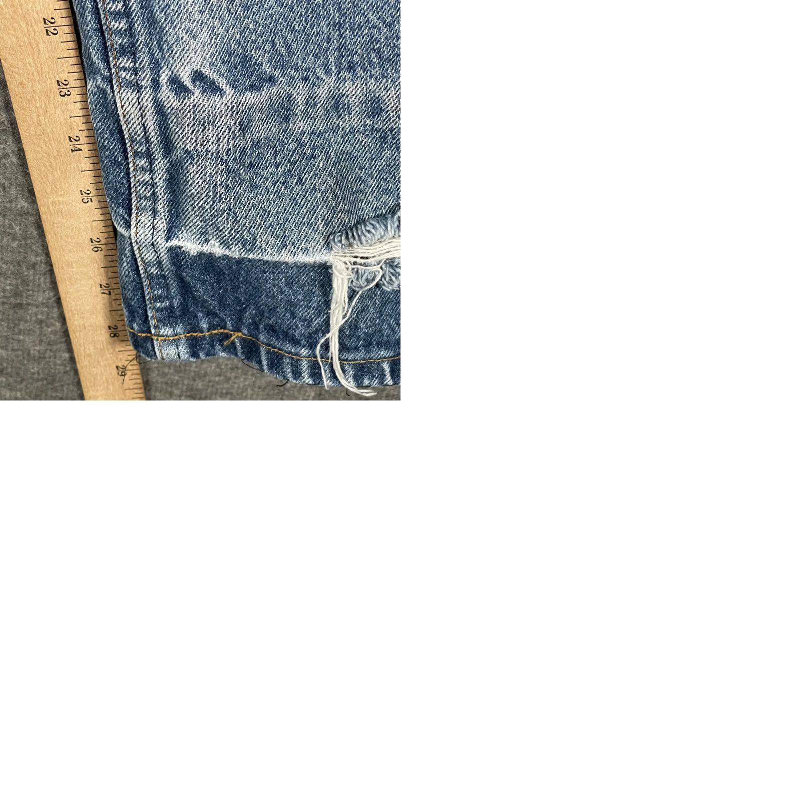 Levi's VINTAGE Levi's Jeans Mens 37x28 Light Blue Distressed Regular Straight Denim Jeans Size US 37 - 11 Thumbnail