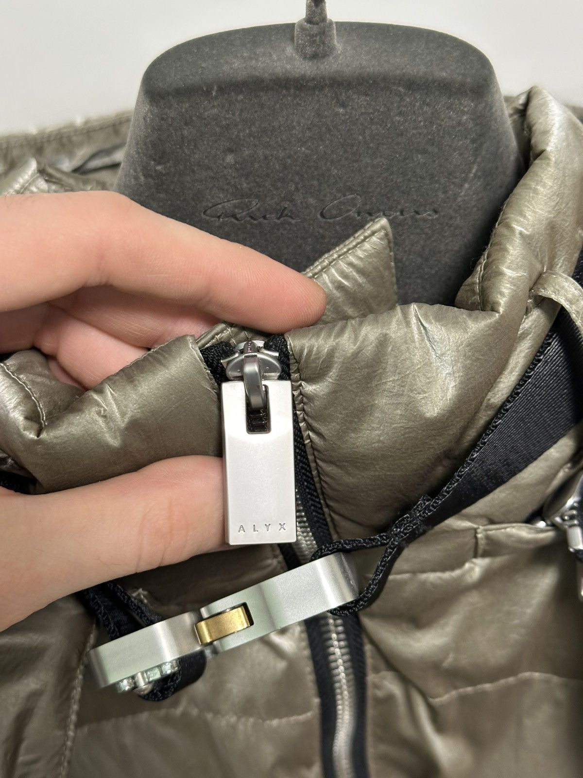 1017 ALYX 9SM 1017 ALYX 9SM Nightrider Puffer Jacket — Green — Size L Size US L / EU 52-54 / 3 - 4 Thumbnail
