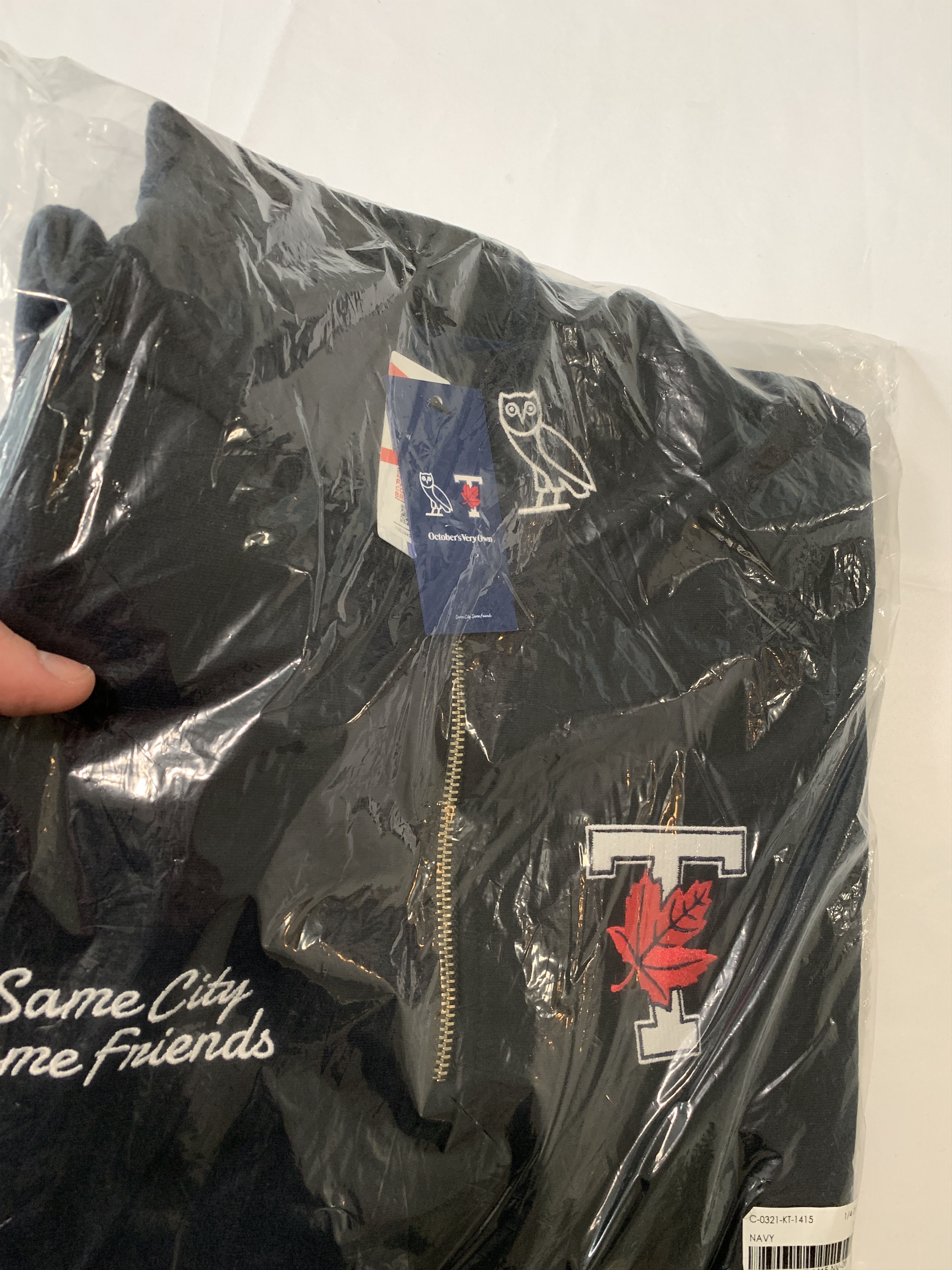 Drake OVO X UofT QUARTER ZIP SWEATSHIRT - NAVY Size US XXL / EU 58 / 5 - 6 Thumbnail