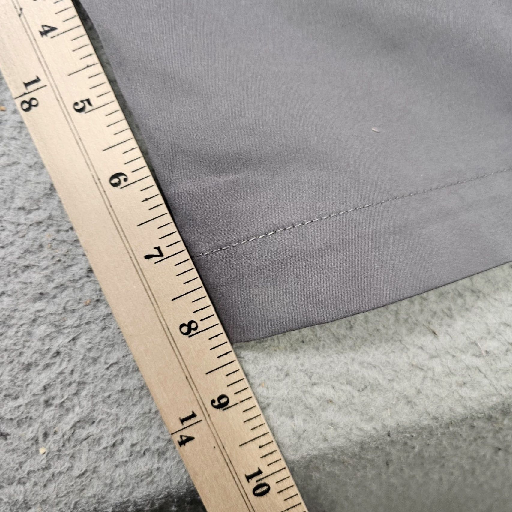 Croft & Barrow Croft & Barrow Quick Dry Performance Shorts Mens 44 Gray Chino Flat Front NWT Size US 44 / EU 60 - 7 Thumbnail