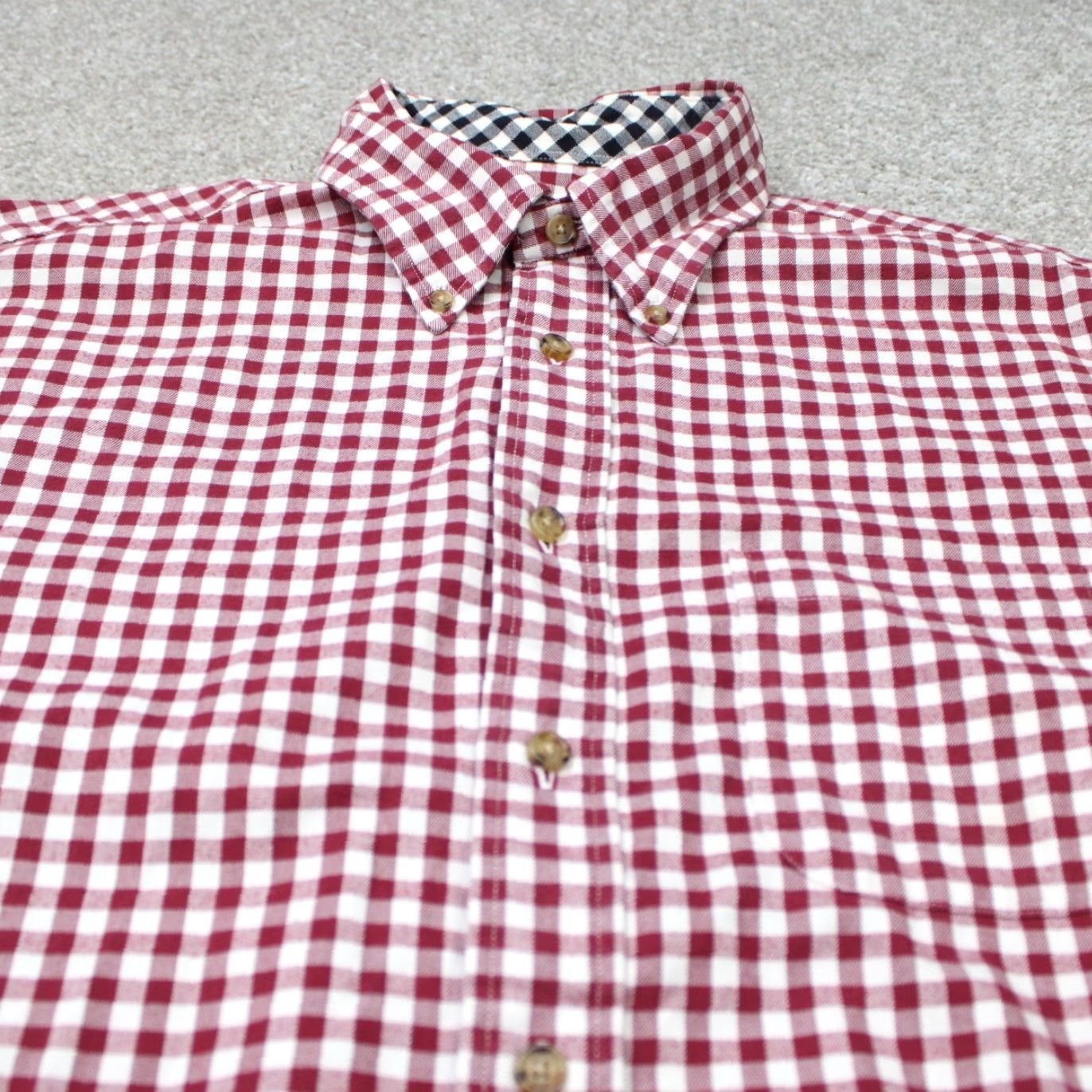 Brooks Brothers Brooks Brothers Shirt Mens Medium Red/White Checkered 100% Cotton Button-Up Long Sleeve Classic Preppy Style Size US M / EU 48-50 / 2 - 5 Thumbnail