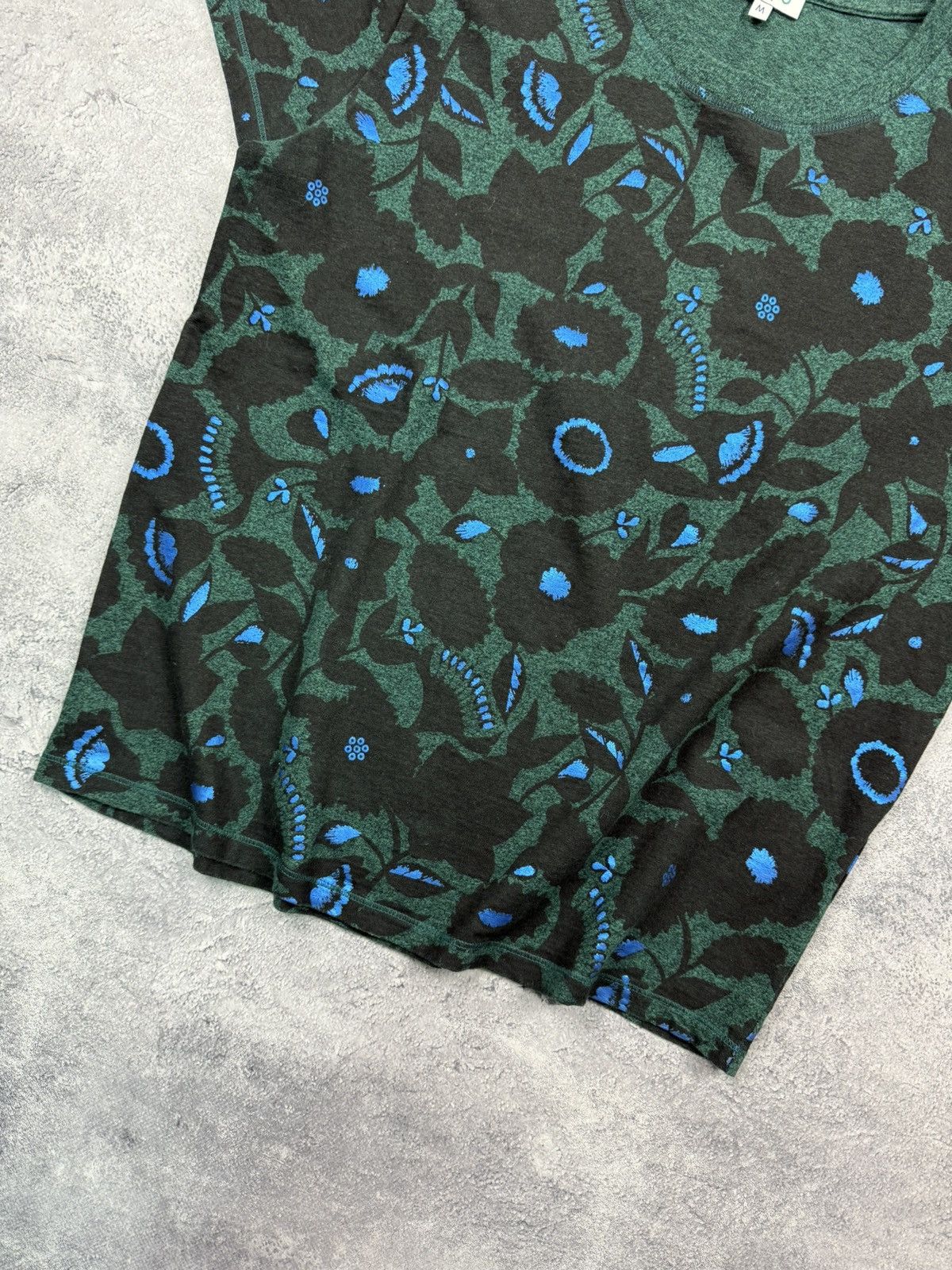 Kenzo Vintage Kenzo All Over Print Flowers T-Shirt Luxury Y2K Tee Size M / US 6-8 / IT 42-44 - 9 Thumbnail