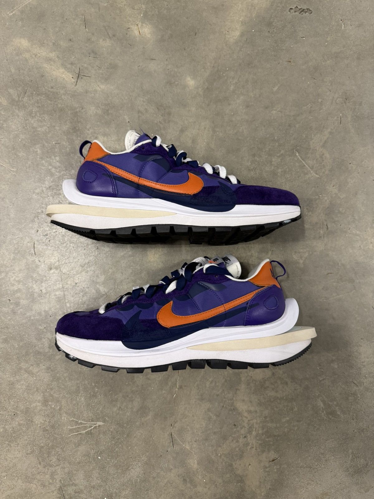 Nike × Sacai Nike x Sacai Vaporwaffle Dark Iris Size 10.5 Size US 10.5 / EU 43-44 - 2 Thumbnail