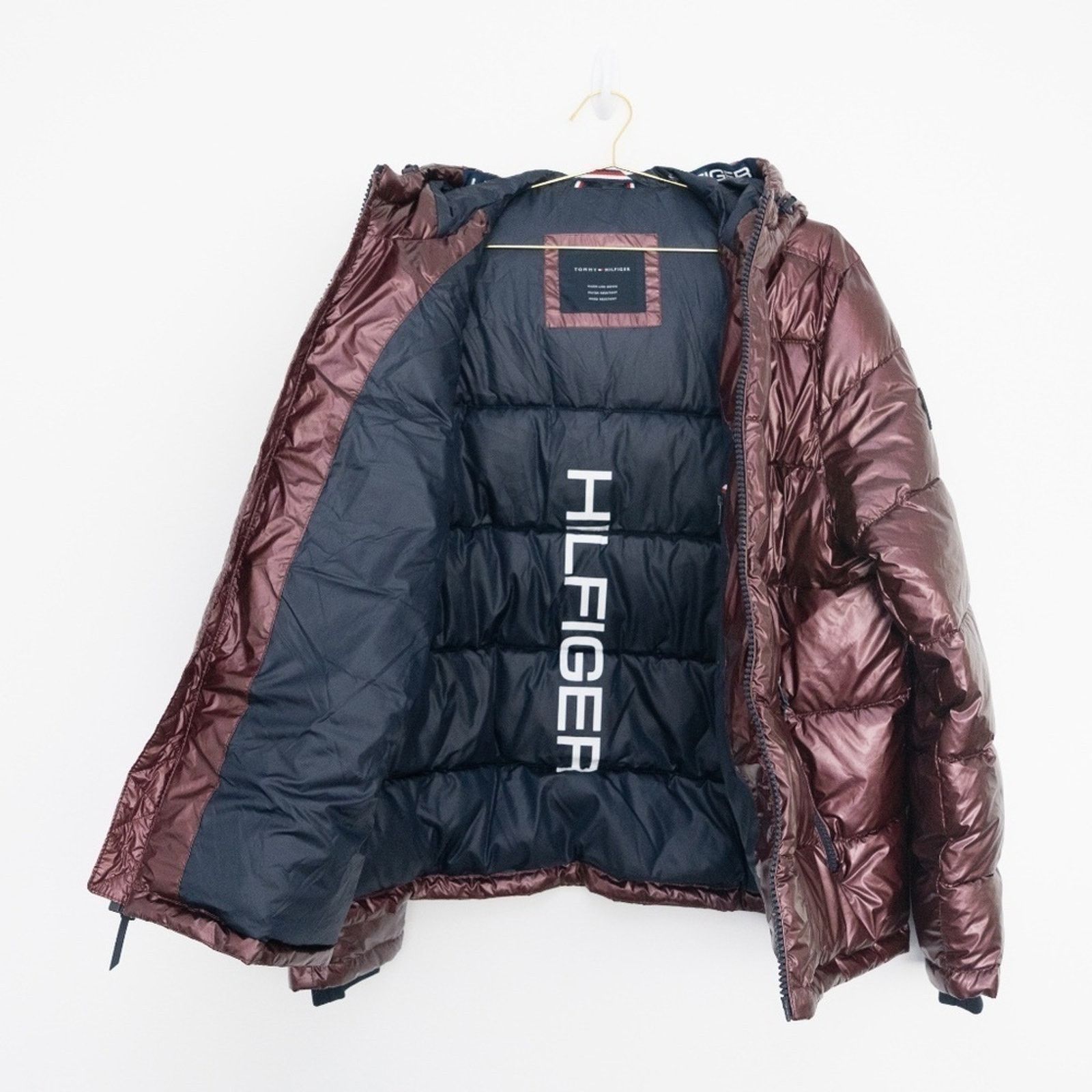 Tommy Hilfiger Tommy Hilfiger. Mens Pearlized Hooded Puffer Jacket. Size US XL / EU 56 / 4 - 8 Thumbnail