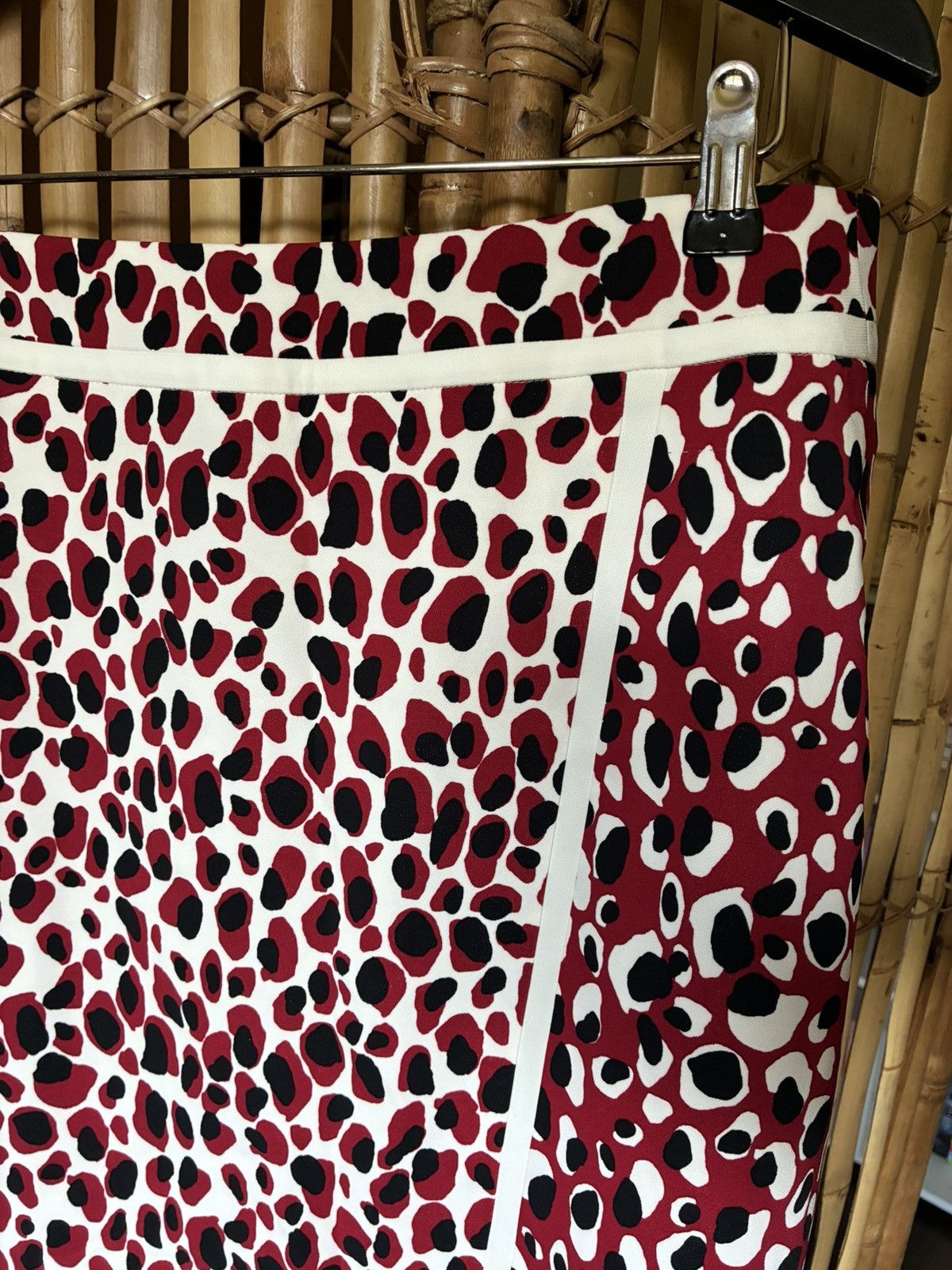 Hugo Boss Hugo Boss midi skirt 44 Size 34" / US 12 / IT 48 - 2 Thumbnail