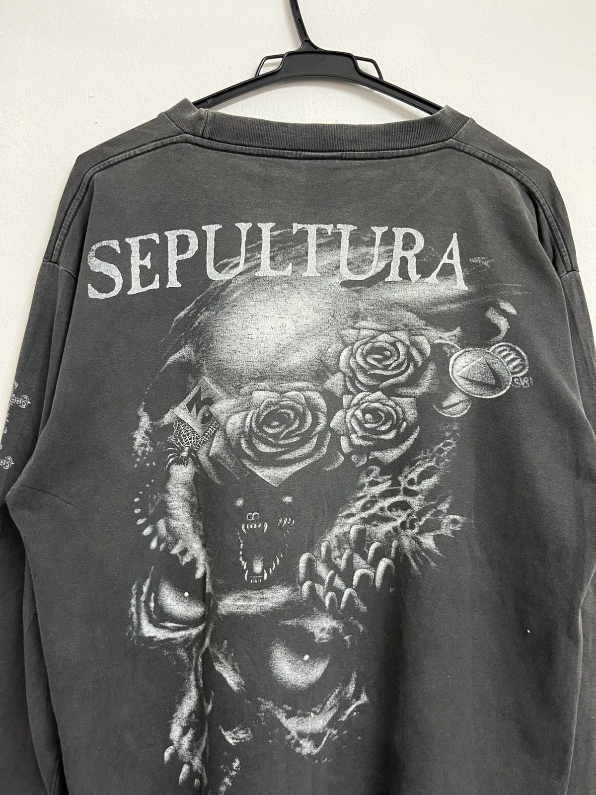 Band Tees 💥Offer Me💥 90s Sunfaded SEPULTURA DEVIL Thrash Metal Size US L / EU 52-54 / 3 - 2 Thumbnail