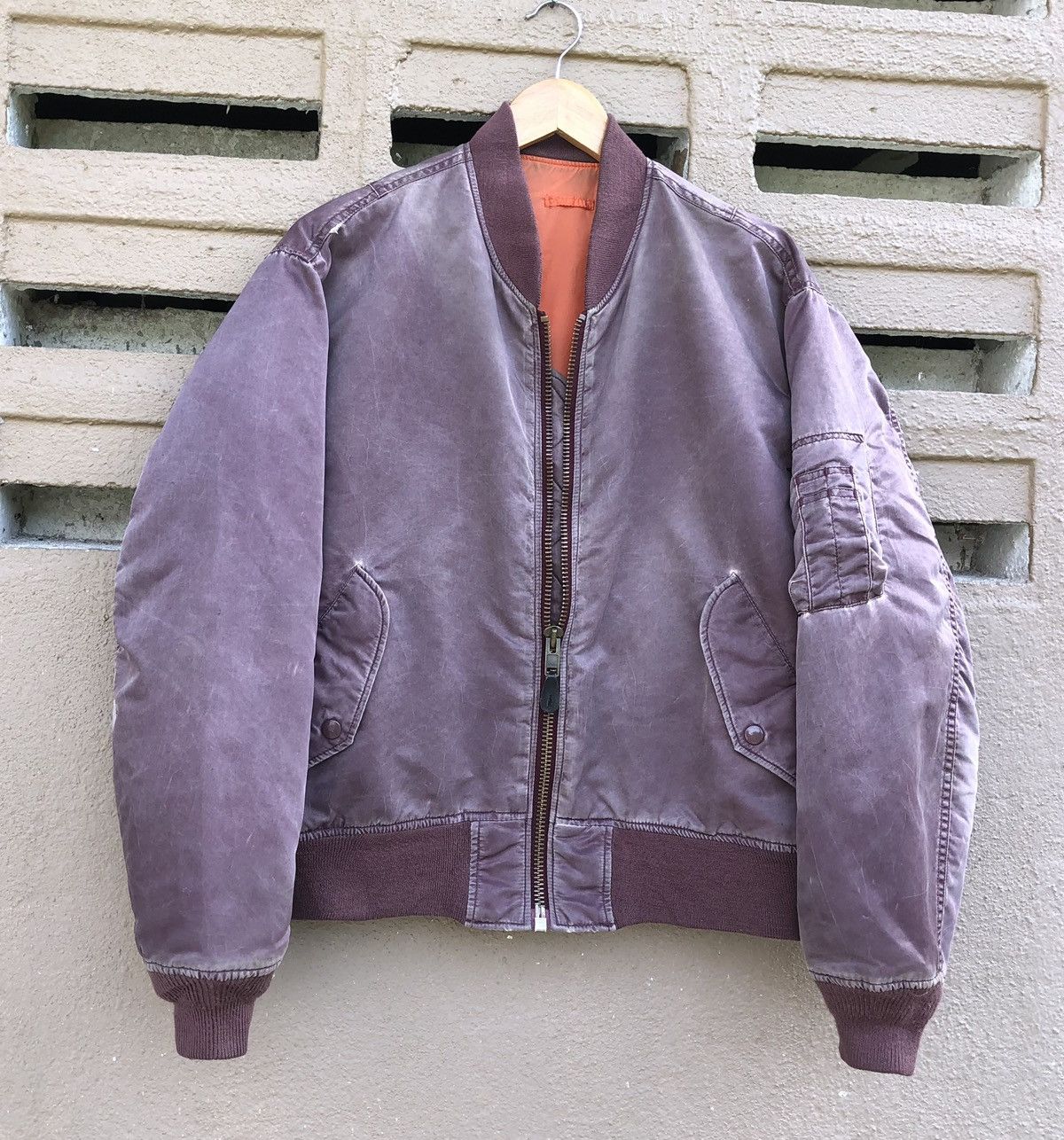 Vintage Vintage Sun Faded Ma-1 Bomber Jacket By Unique Size US M / EU 48-50 / 2 - 8 Thumbnail