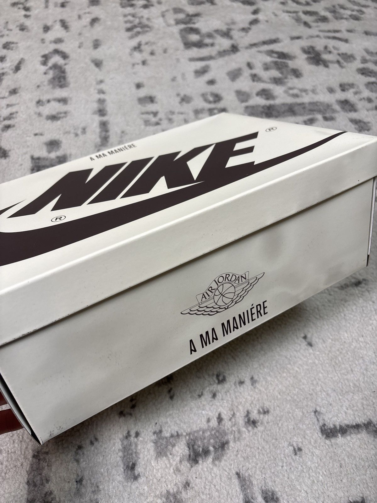 A Ma Maniere × Jordan Brand AIR JORDAN 1 A MA MANIERE Size US 9 / EU 42 - 17 Thumbnail