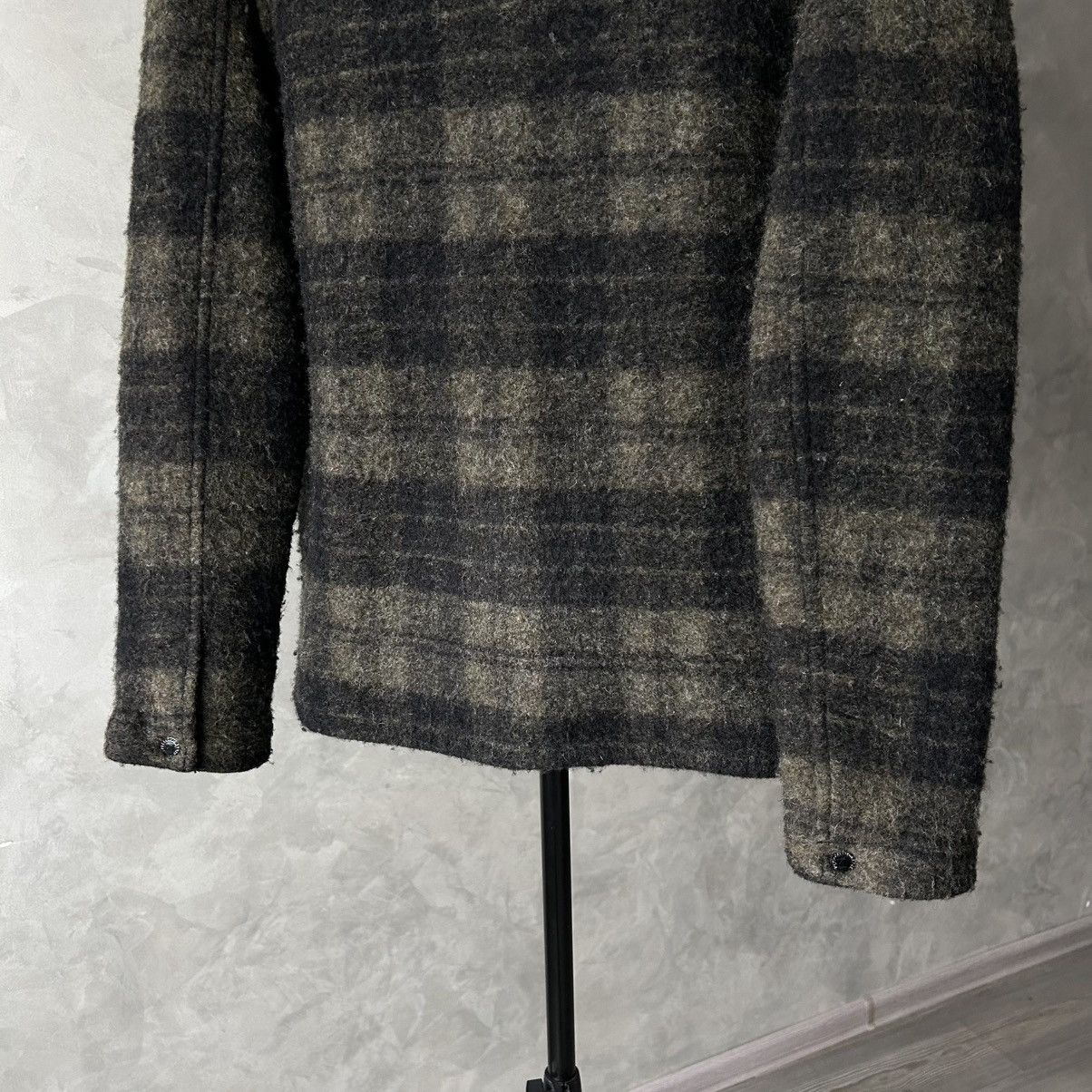 Peak Performance Peak Performance Wool Plaid Shirt Jacket M Size US M / EU 48-50 / 2 - 12 Thumbnail