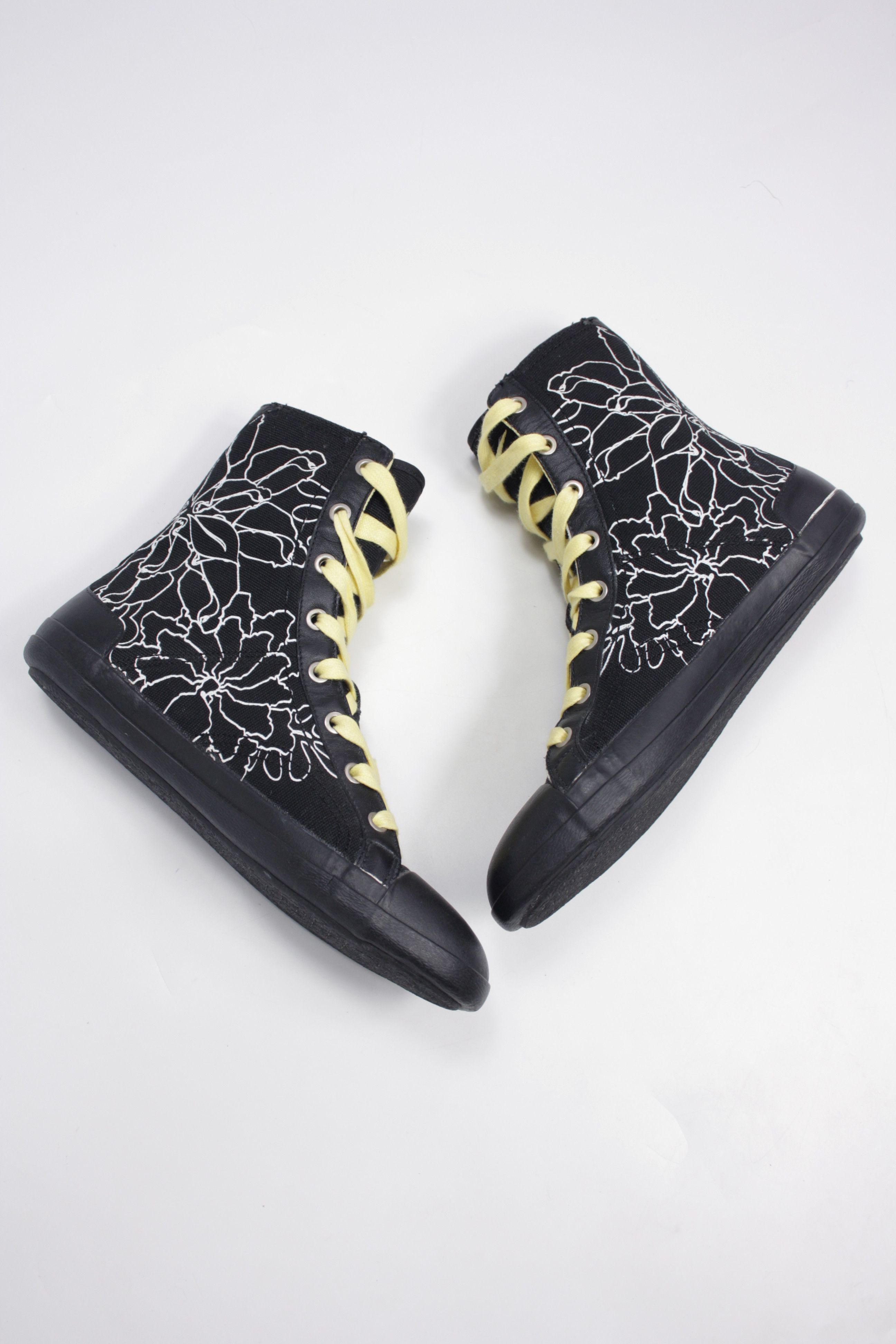 Nike Nike Sixton Y2K Floral Printed Canvas Hi-Top Trainers Size US 7 / IT 37 - 7 Thumbnail