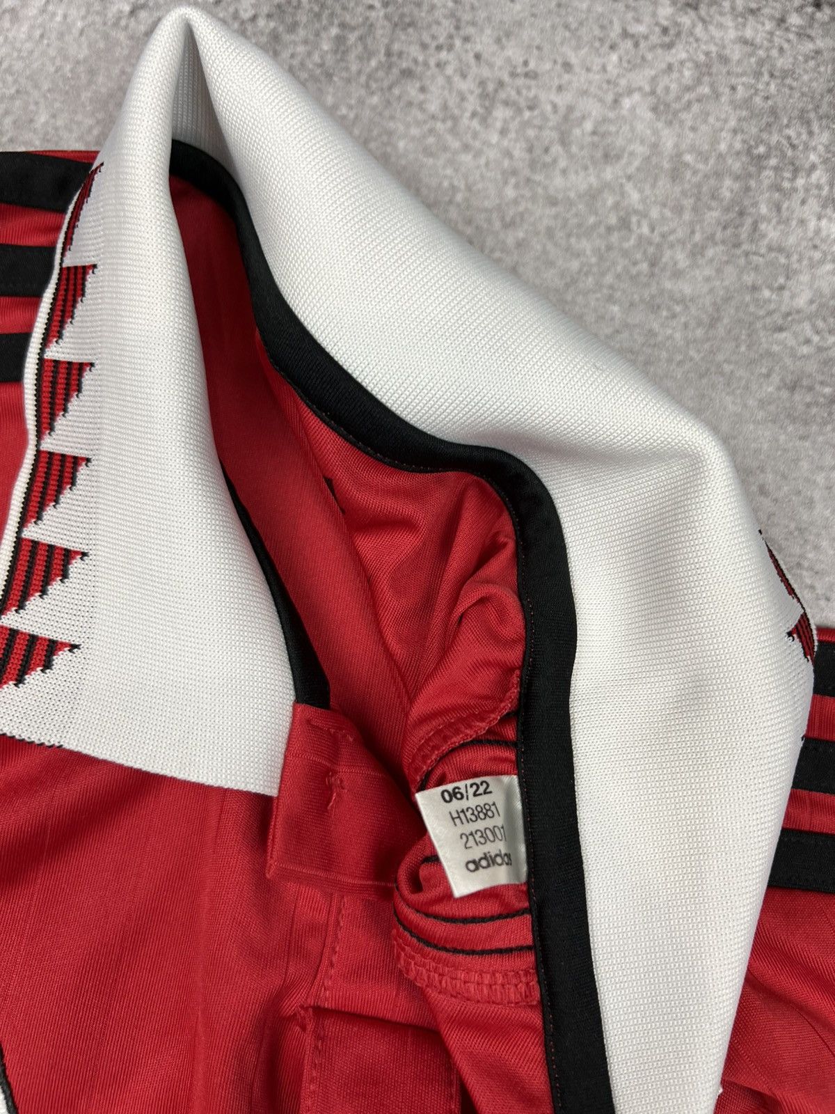 Adidas Manchester United Adidas 2022/2023 Home Kit Soccer Jersey Size US M / EU 48-50 / 2 - 3 Thumbnail