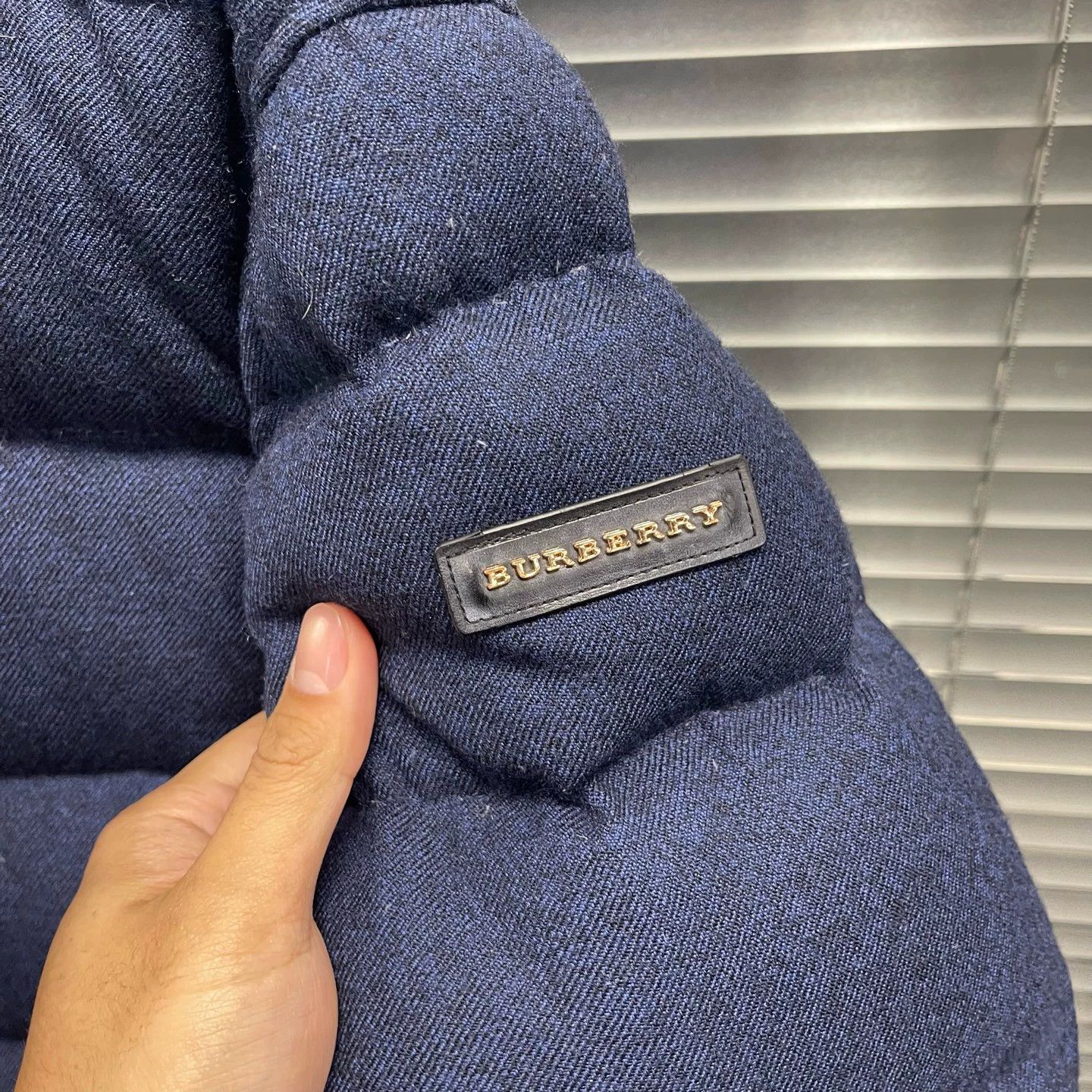 Burberry Burberry iconic armband & leather tag down jacket M 99 new Size US M / EU 48-50 / 2 - 3 Thumbnail