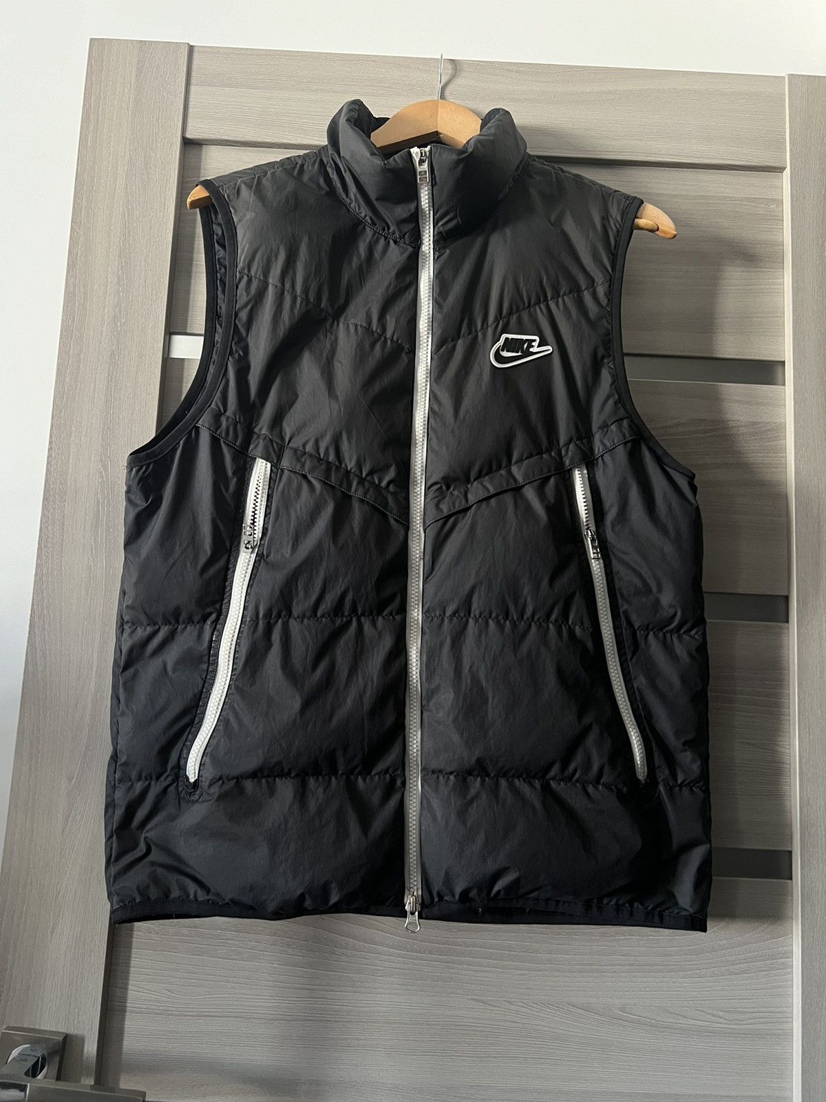 Nike Black Nike Vest Medium 2022 Size US M / EU 48-50 / 2 - 1 Thumbnail
