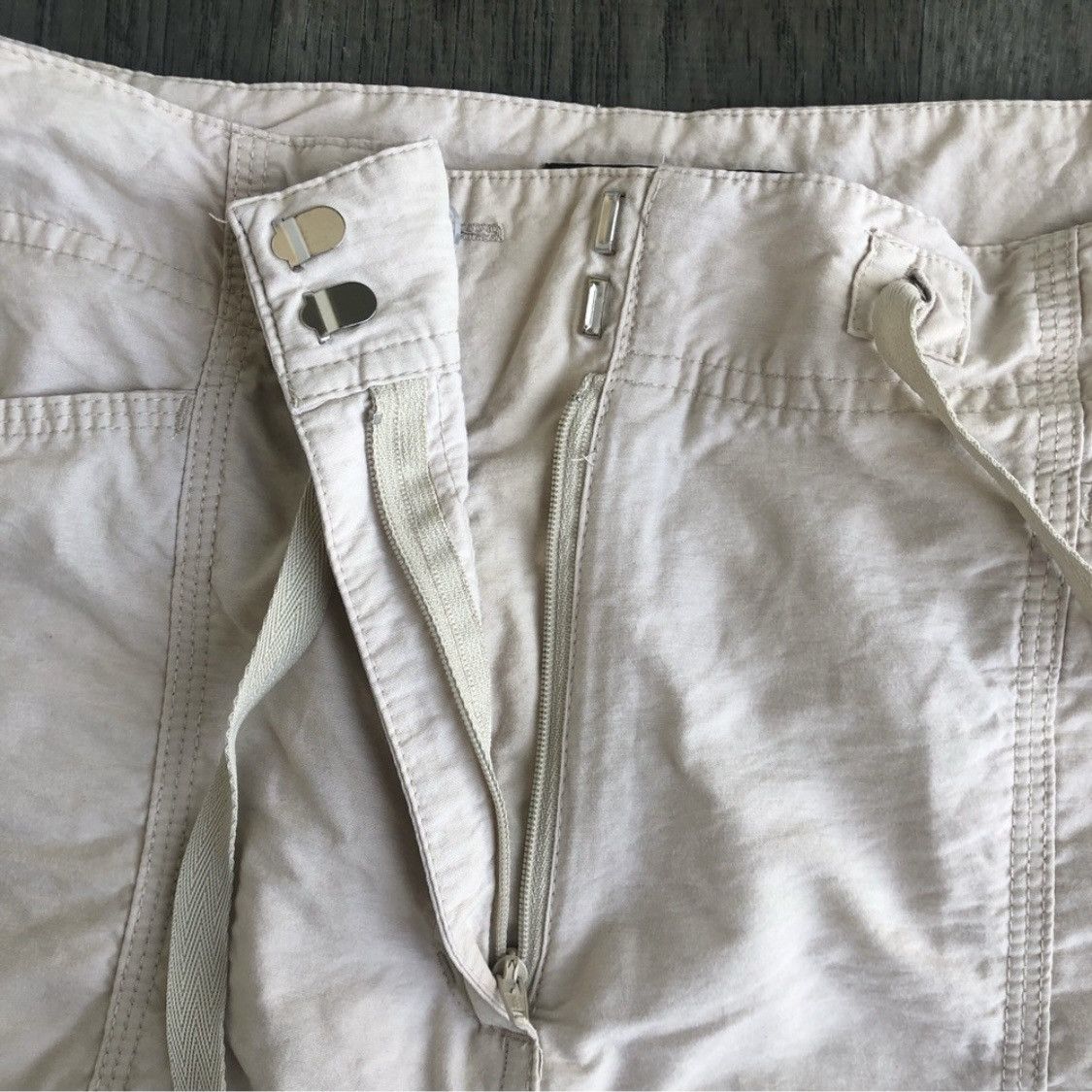 Denver Hayes Cream Cargo Skirt w shorts under layer Size 34" / US 12 / IT 48 - 7 Thumbnail