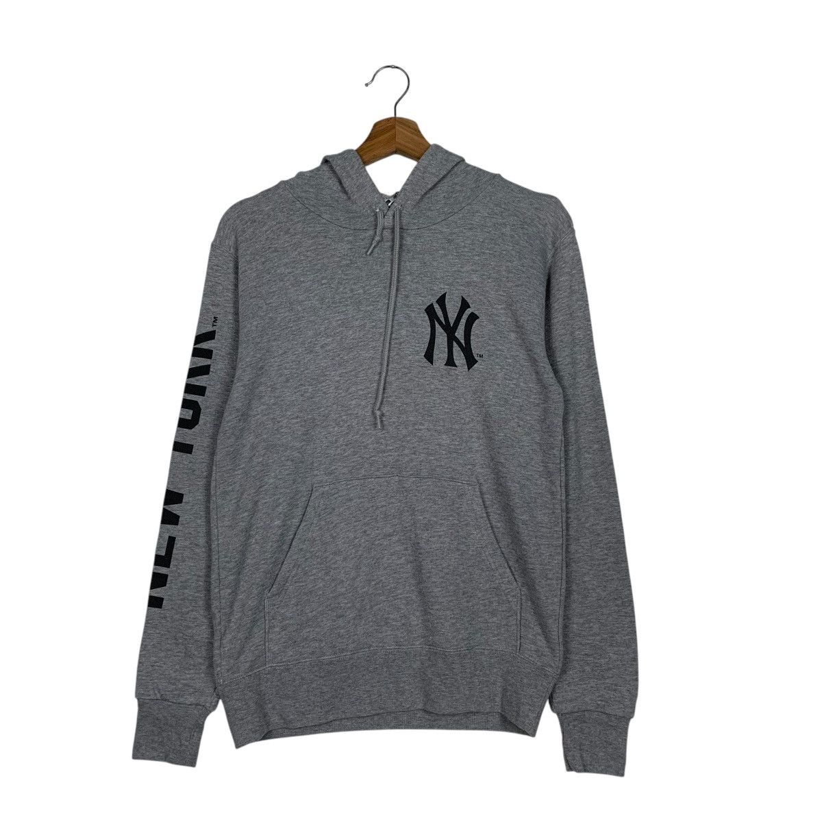 Majestic Majestic MLB New York Yankees Pullover Hoodie Size US M / EU 48-50 / 2 - 10 Thumbnail