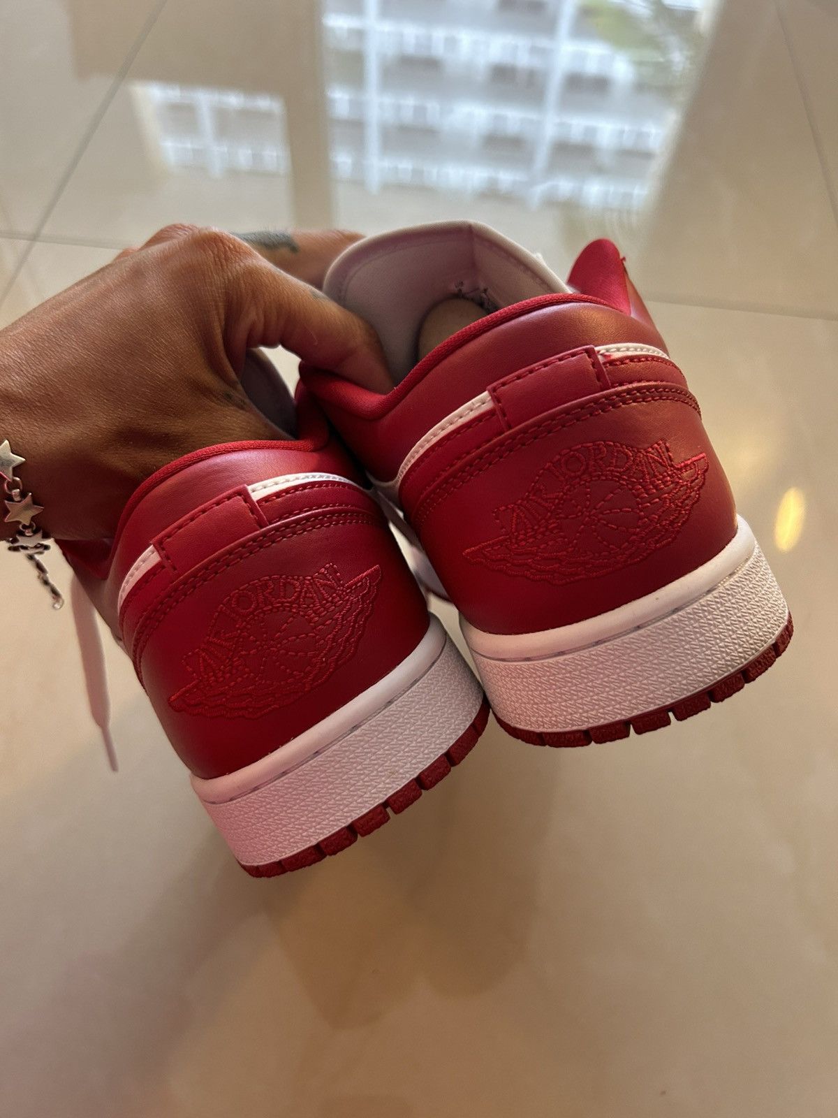 Jordan Brand Jordan 1 low gym red white Size US 9 / EU 42 - 4 Thumbnail