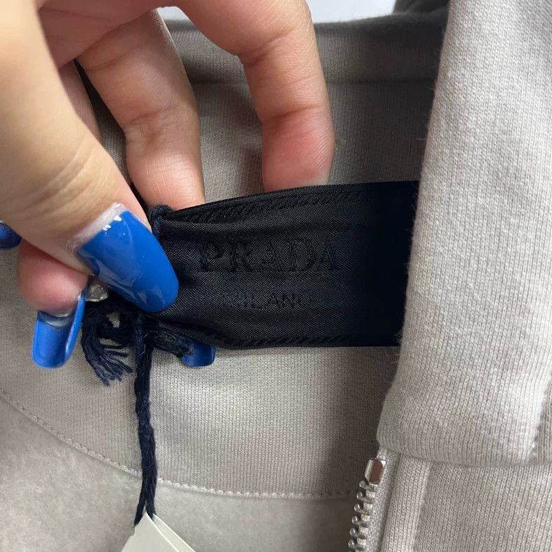 Prada Prada Embroidered Logo Hooded Jacket -2505 Size US XL / EU 56 / 4 - 2 Thumbnail