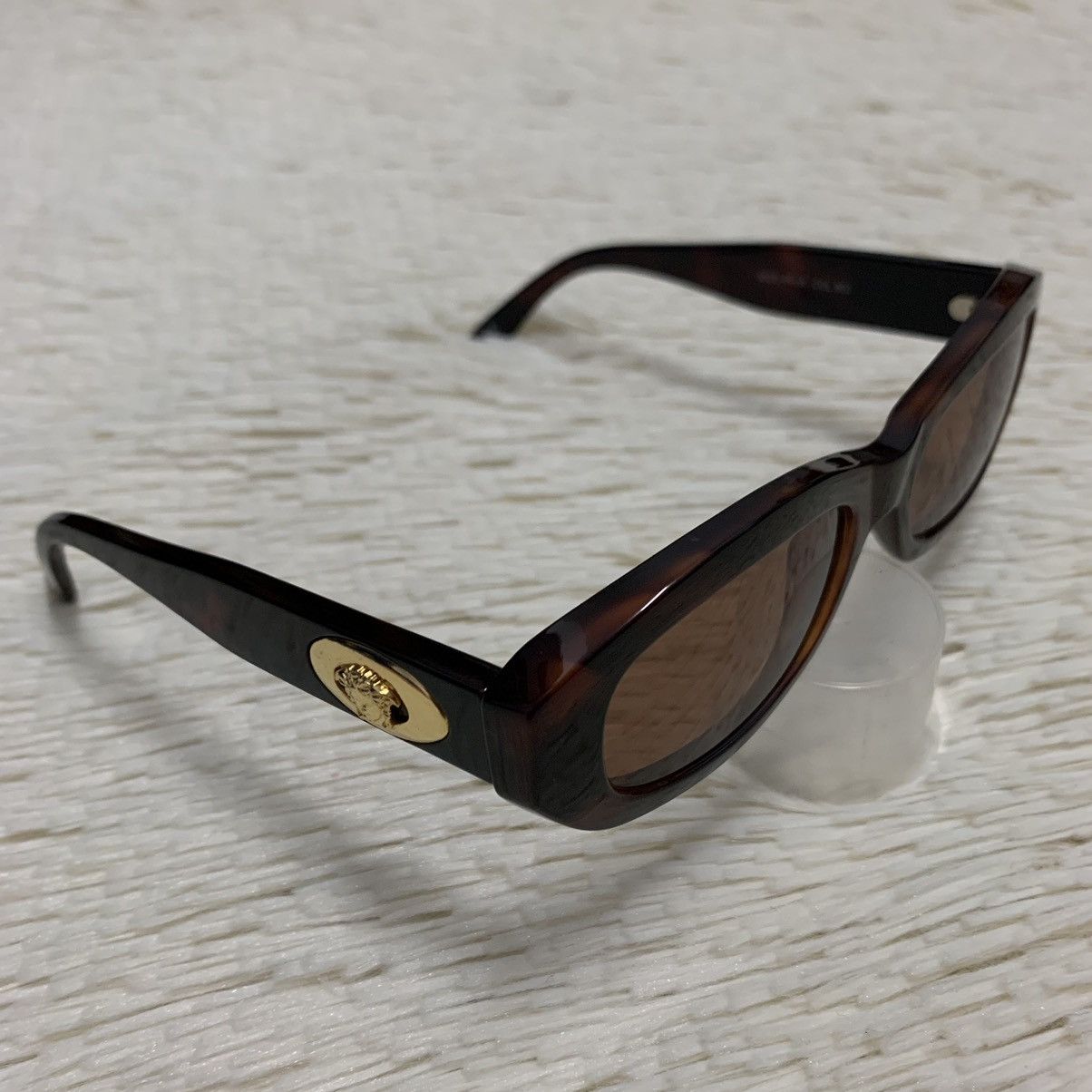 Versace Vintage GIANNI VERSACE Gold Medusa Logo Sunglasses Size ONE SIZE - 1 Thumbnail
