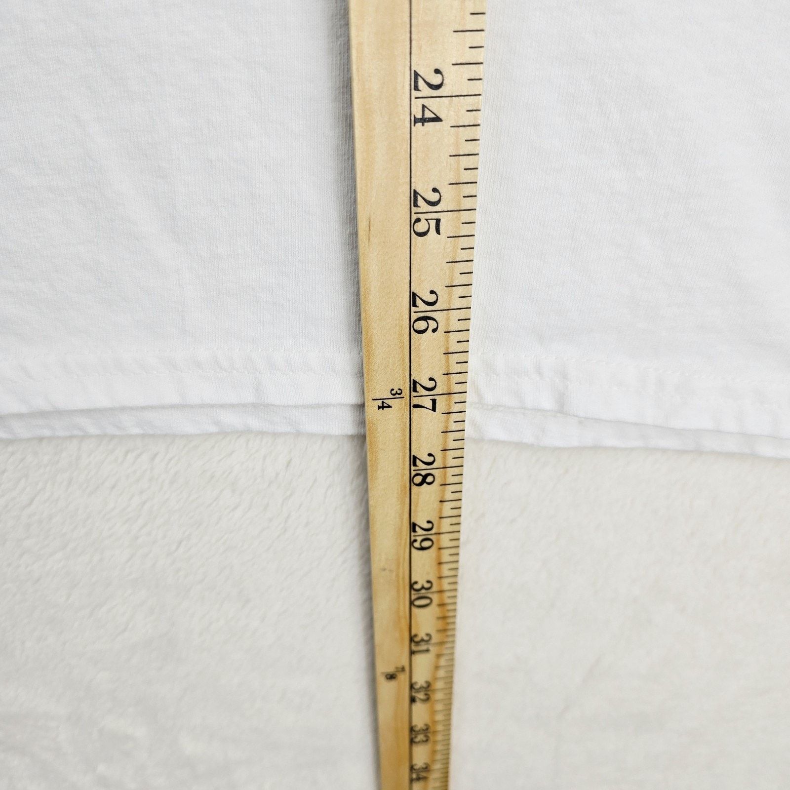 Gildan Chanel West Coat Shirt Mens Large White America's Sweetheart Size US L / EU 52-54 / 3 - 8 Thumbnail