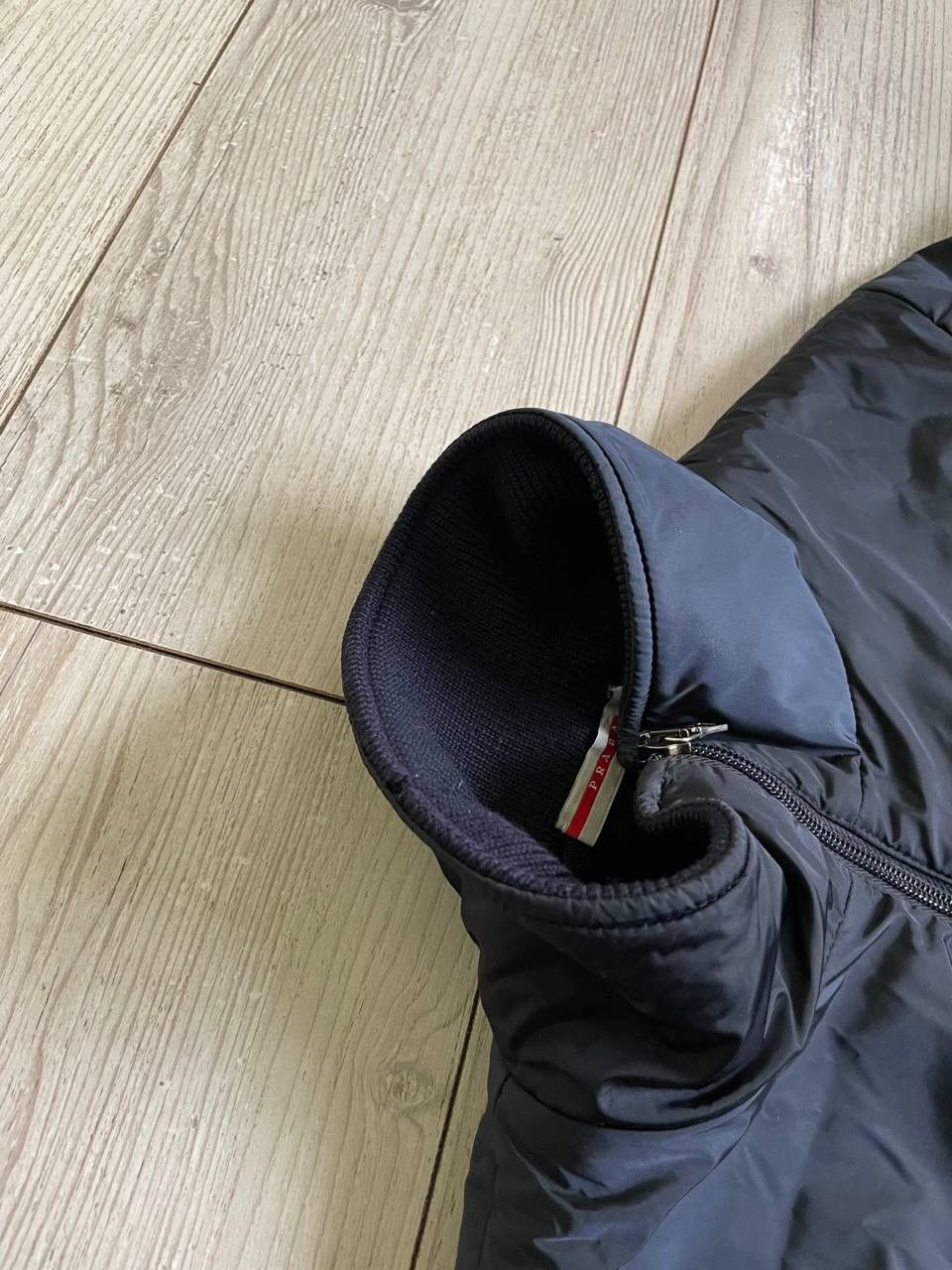 Prada Vintage Prada nylon jacket red tab Size US M / EU 48-50 / 2 - 24 Thumbnail