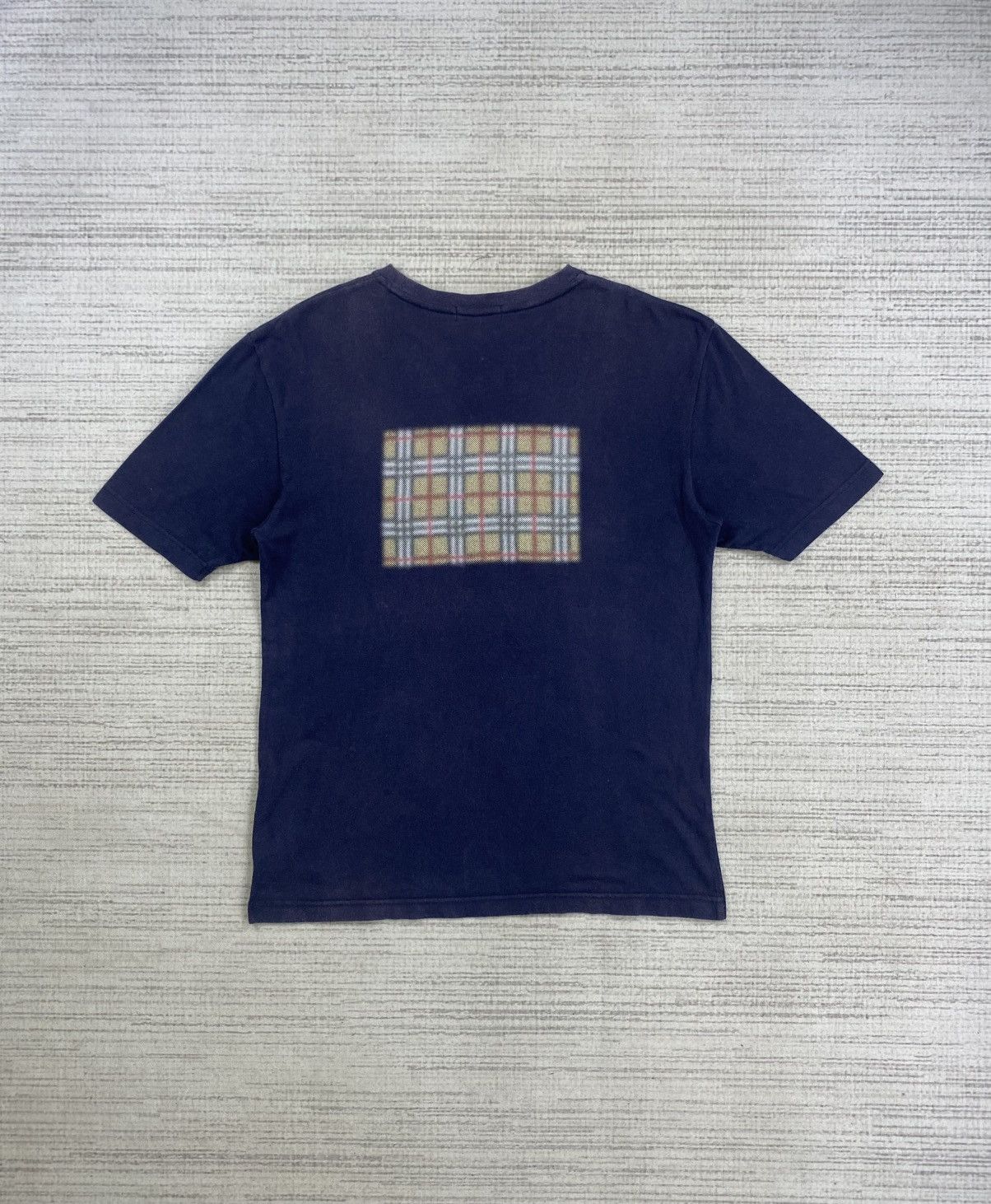 Burberry Vintage Burberry Black Label Nova Check Back Hit Tshirt Size US M / EU 48-50 / 2 - 2 Thumbnail