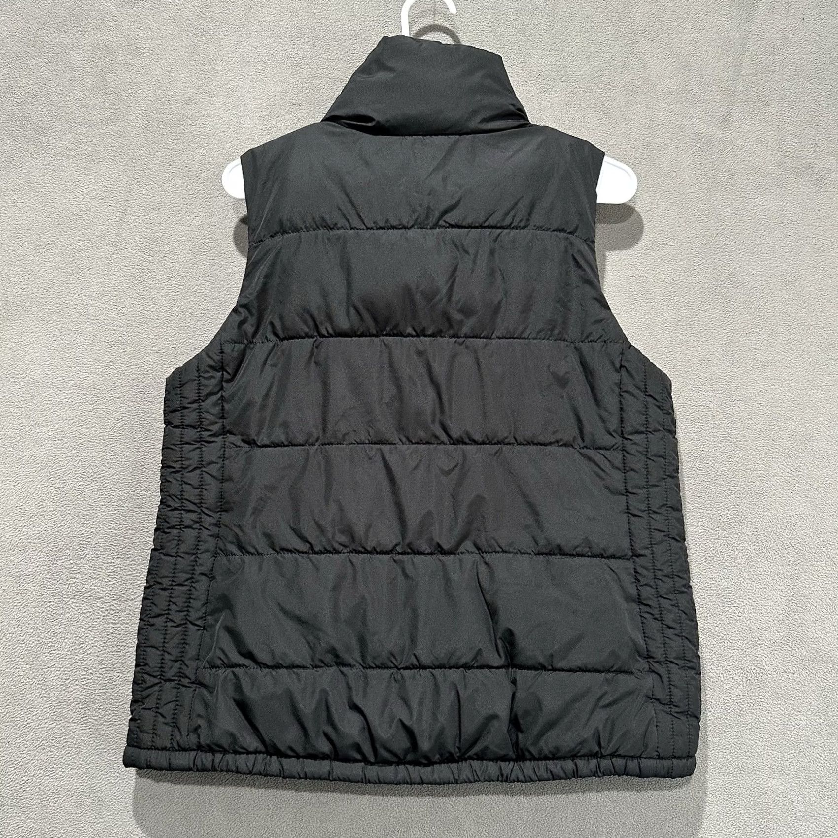 Old Navy Old Navy Vest Women Medium Black Quilted Fleece Lined Full Zip Outdoor Casual Winter Fall Size M / US 6-8 / IT 42-44 - 2 Thumbnail