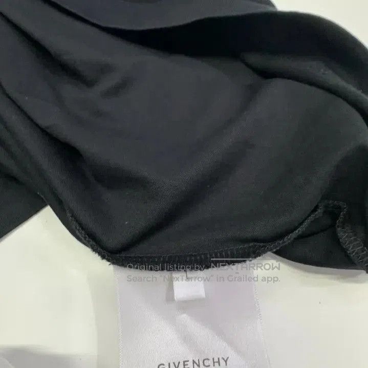 Givenchy Givenchy SS22 Men's Knit Crewneck Short-Sleeve T-Shirt. Size US L / EU 52-54 / 3 - 4 Thumbnail