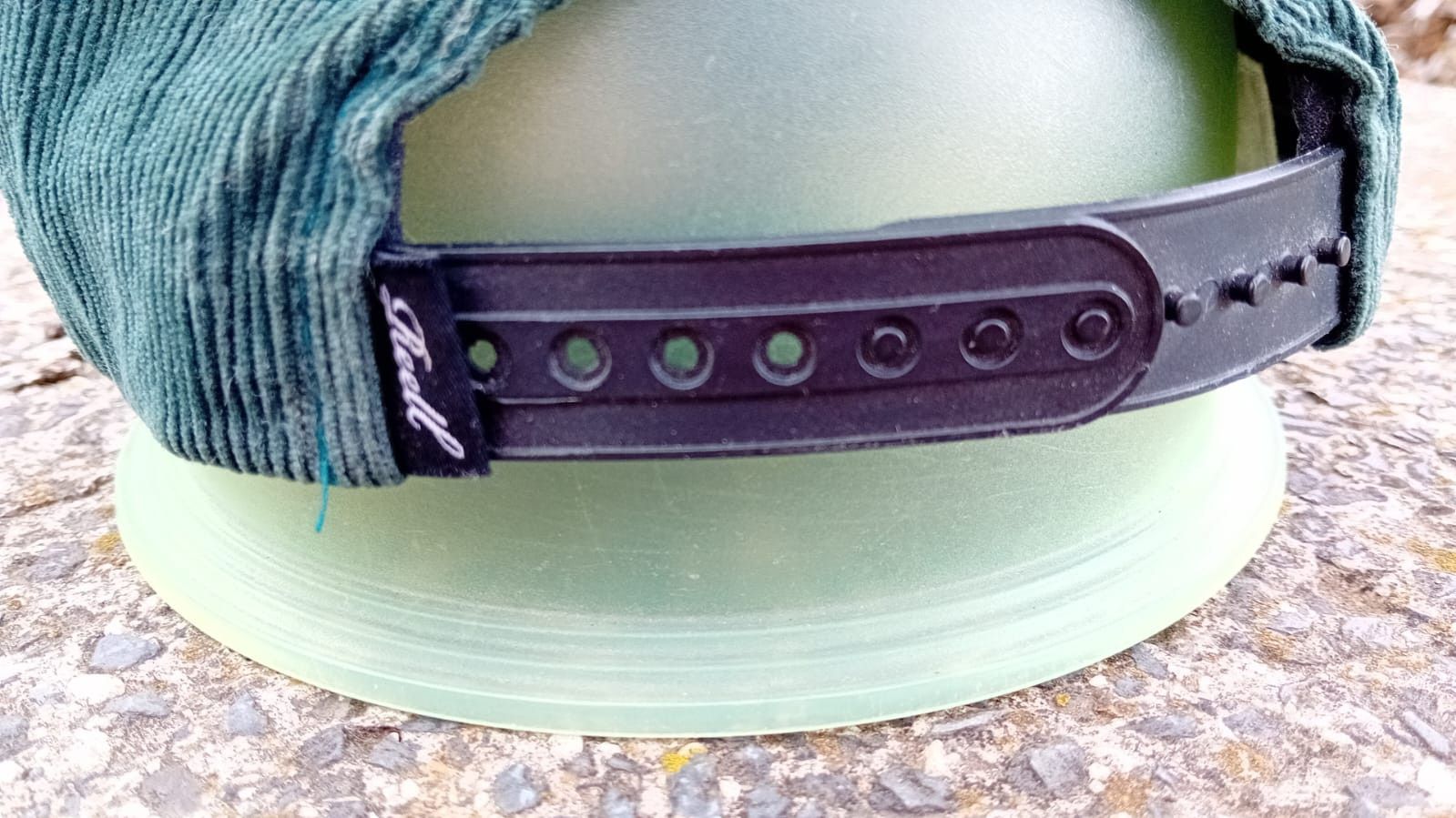 Other Reell Single Script Courduroy Hat Dark Green Ribcord cap Size ONE SIZE - 7 Thumbnail