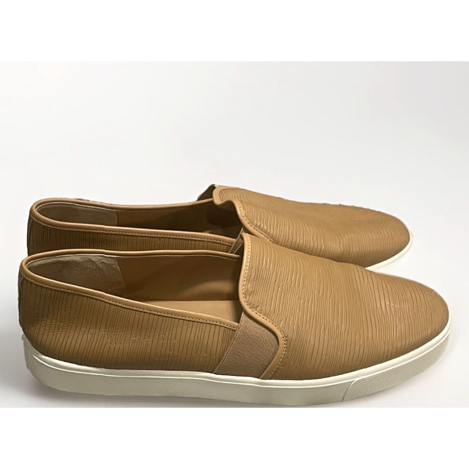 Vince Vince Blair Slip-On Leather Sneakers Women Tan 11M Italian Made Casual Comfort Cushioned Padded Breathable Stretch M Upper Leather Size US 11 / IT 41 - 4 Thumbnail