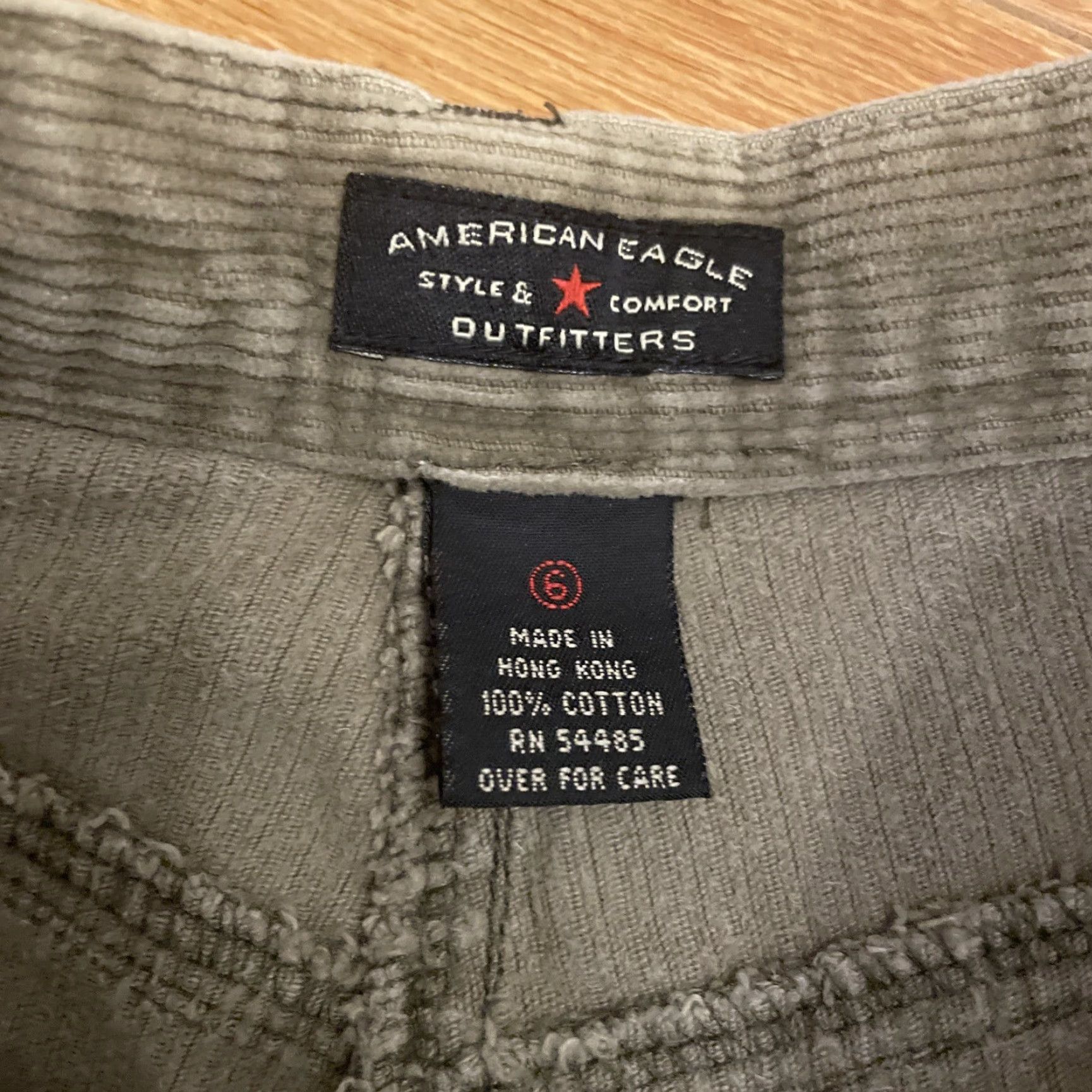 American Eagle Outfitters VINTAGE American Eagle Outfitters Corduroy Pants 6 High Rise Boot Flare Tan Womens Down to 2000s Y2K Baggy Hip Hop Casual Clean Beige Pants Size 28" / US 6 / IT 42 - 4 Thumbnail
